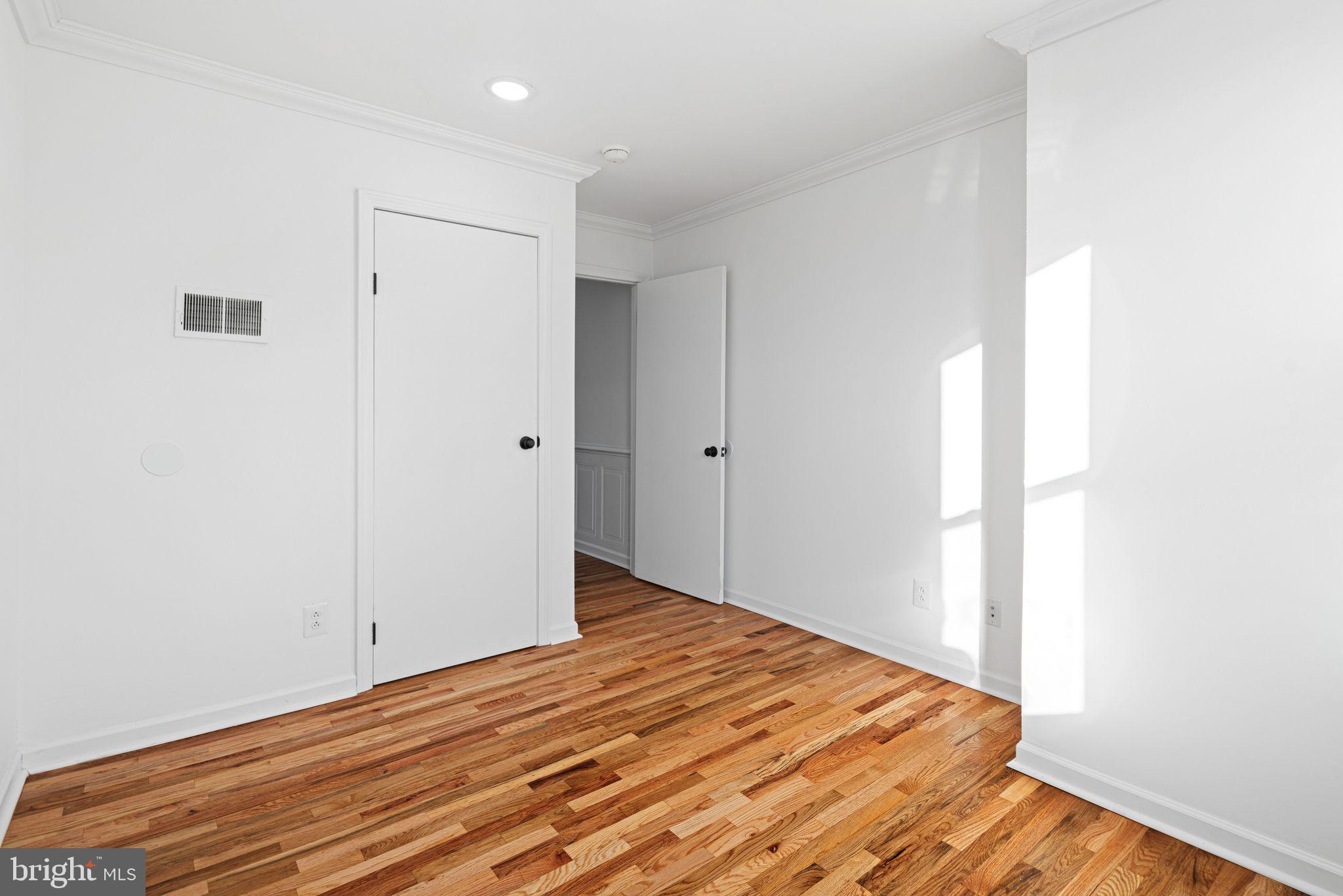 OVERBROOK - Residential