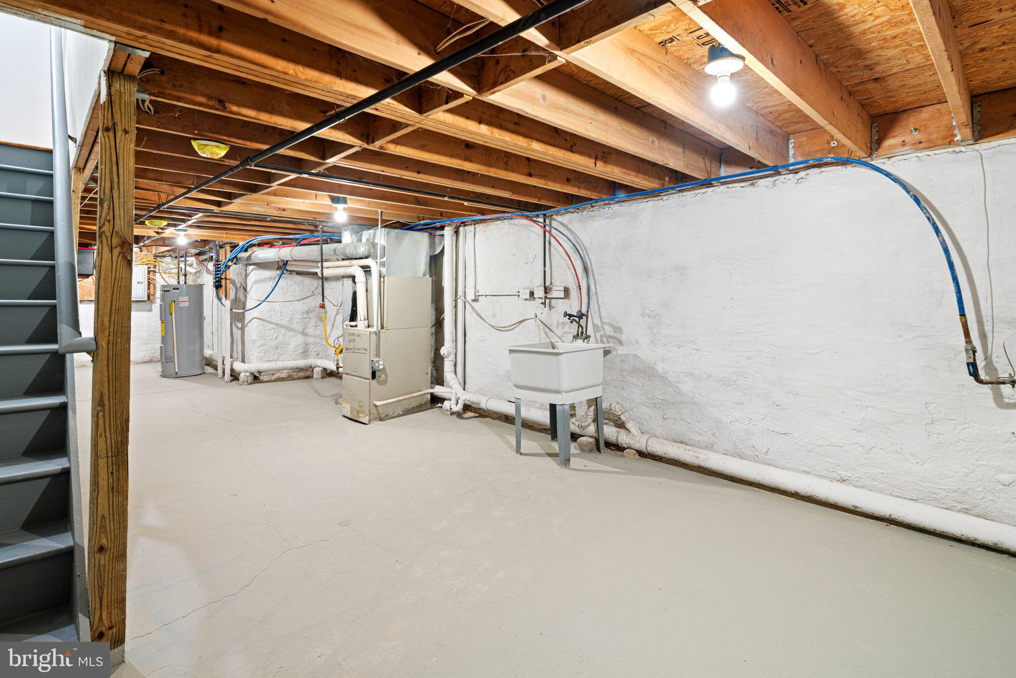 OVERBROOK - Residential