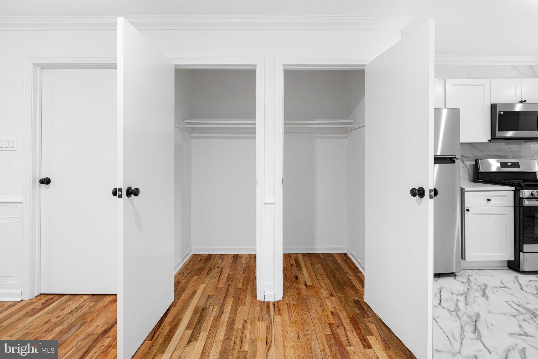 OVERBROOK - Residential