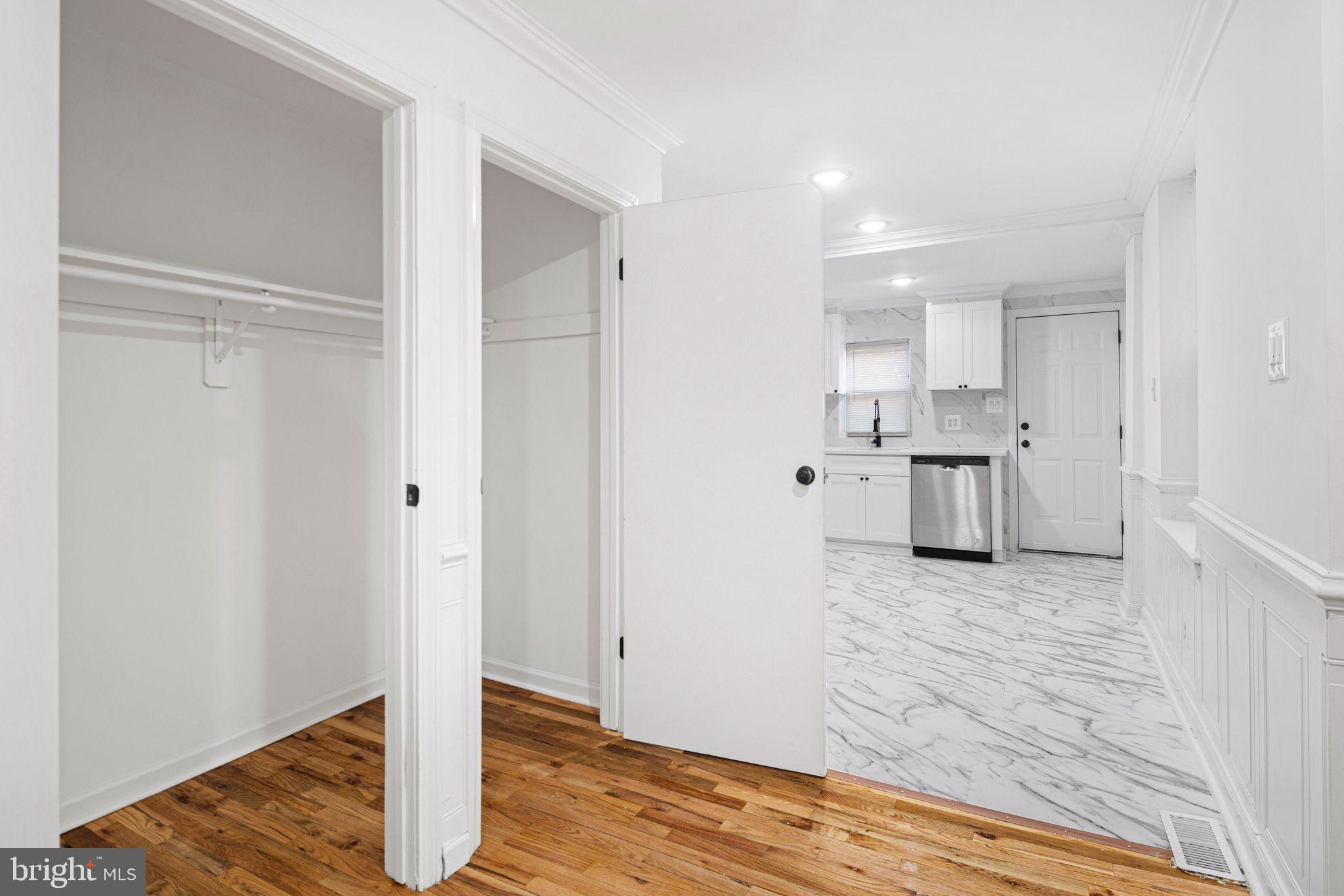 OVERBROOK - Residential