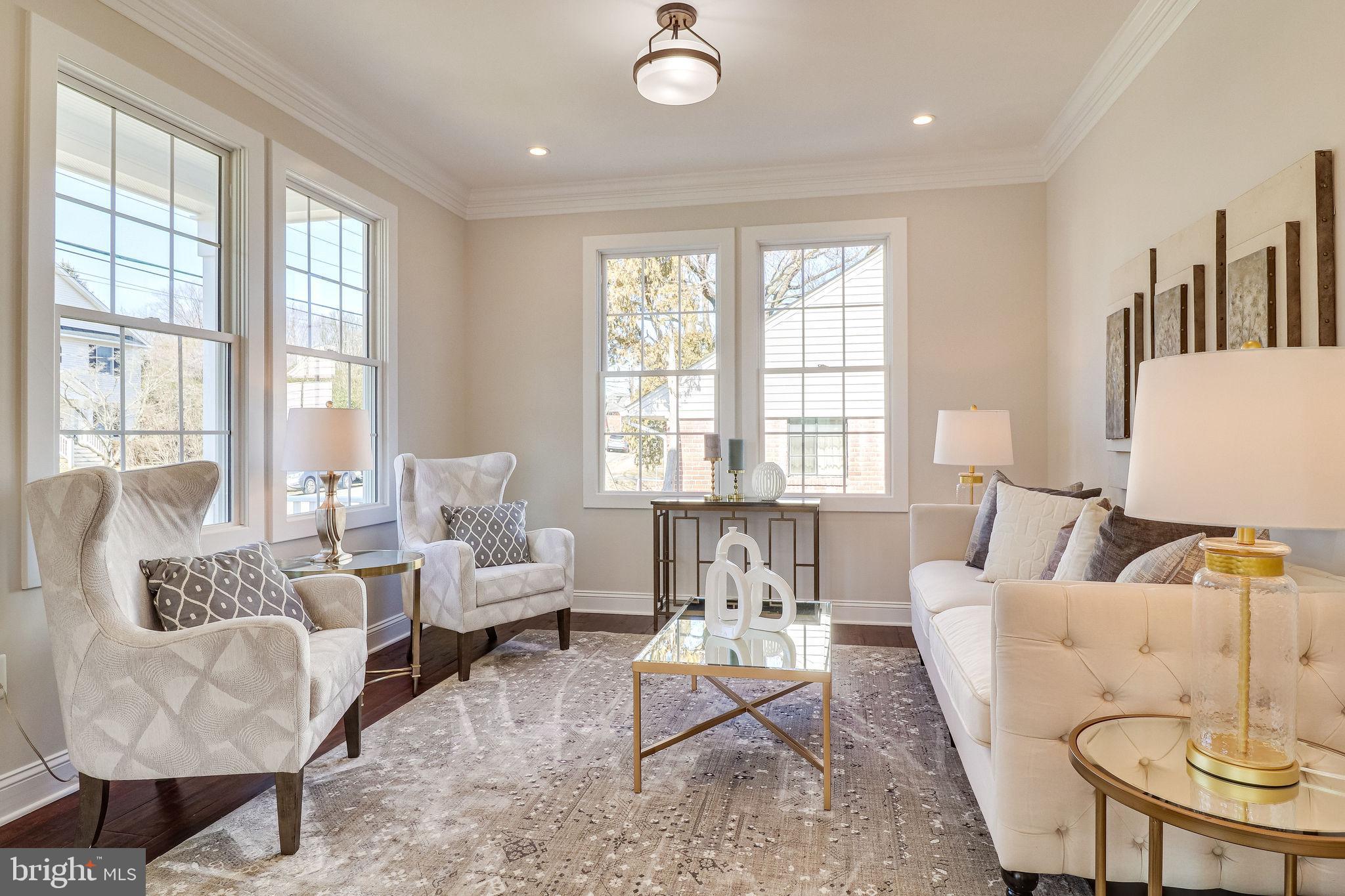 BROYHILL HEIGHTS - Residential