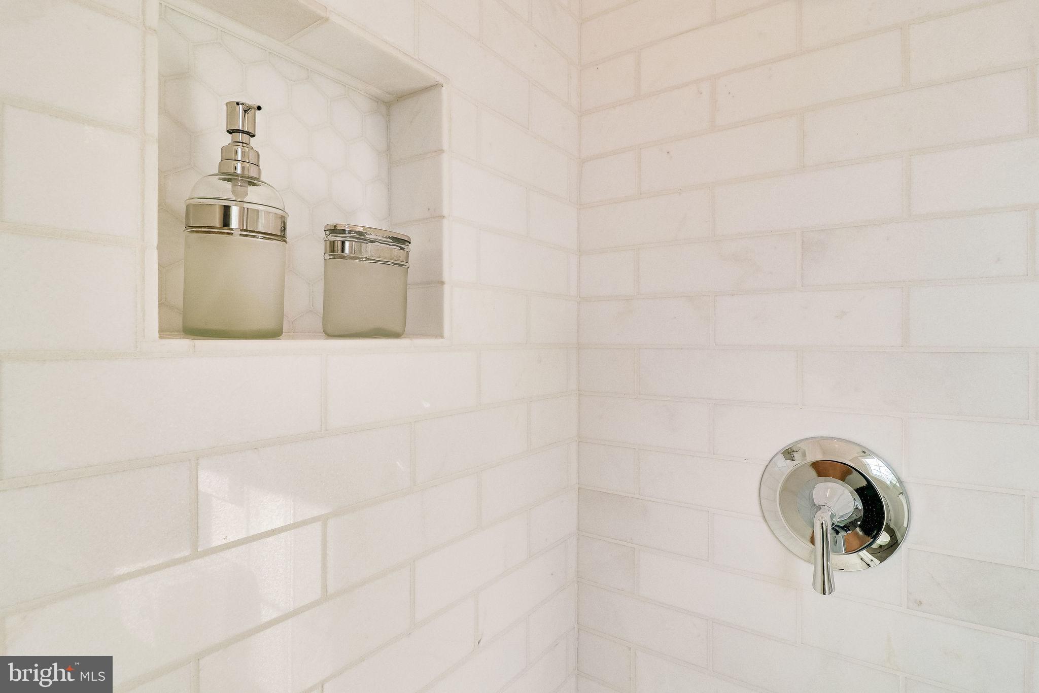 BROYHILL HEIGHTS - Residential