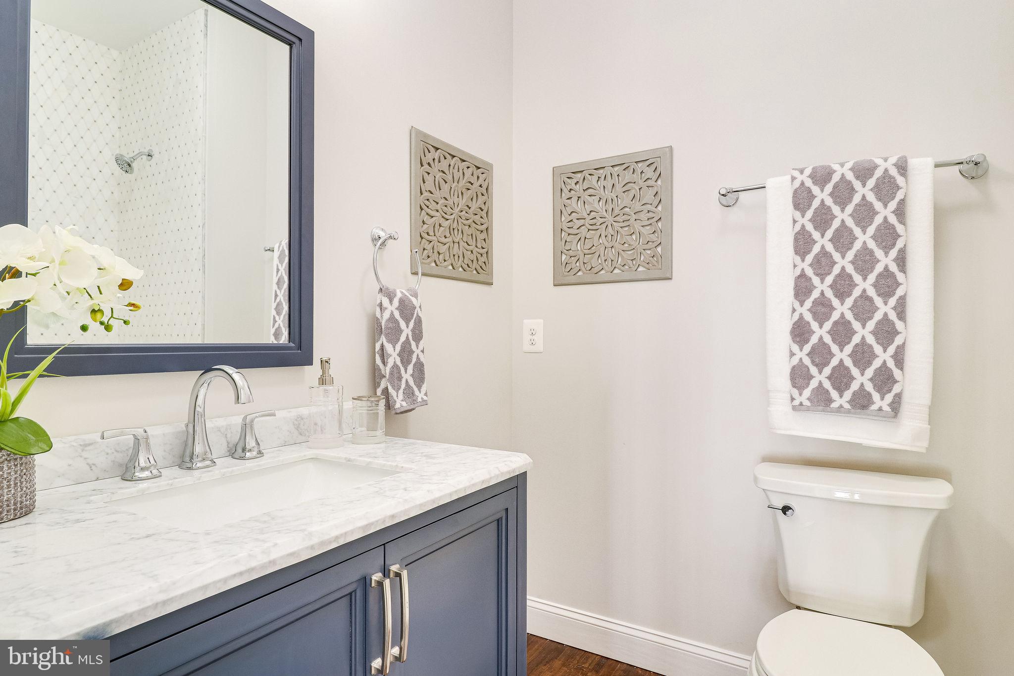 BROYHILL HEIGHTS - Residential