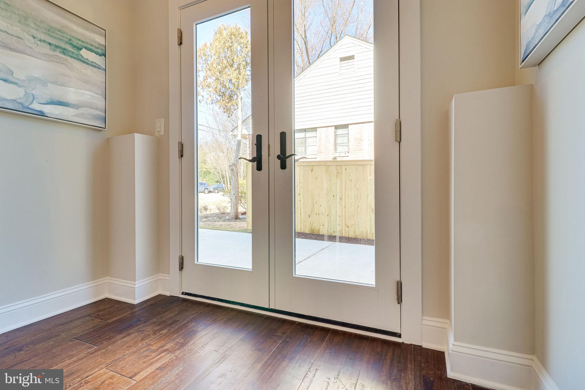 BROYHILL HEIGHTS - Residential