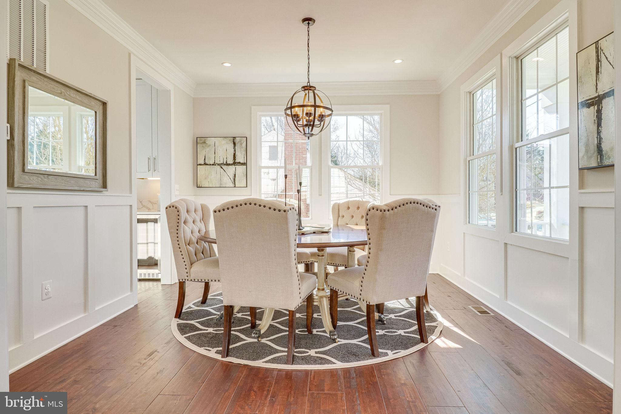 BROYHILL HEIGHTS - Residential