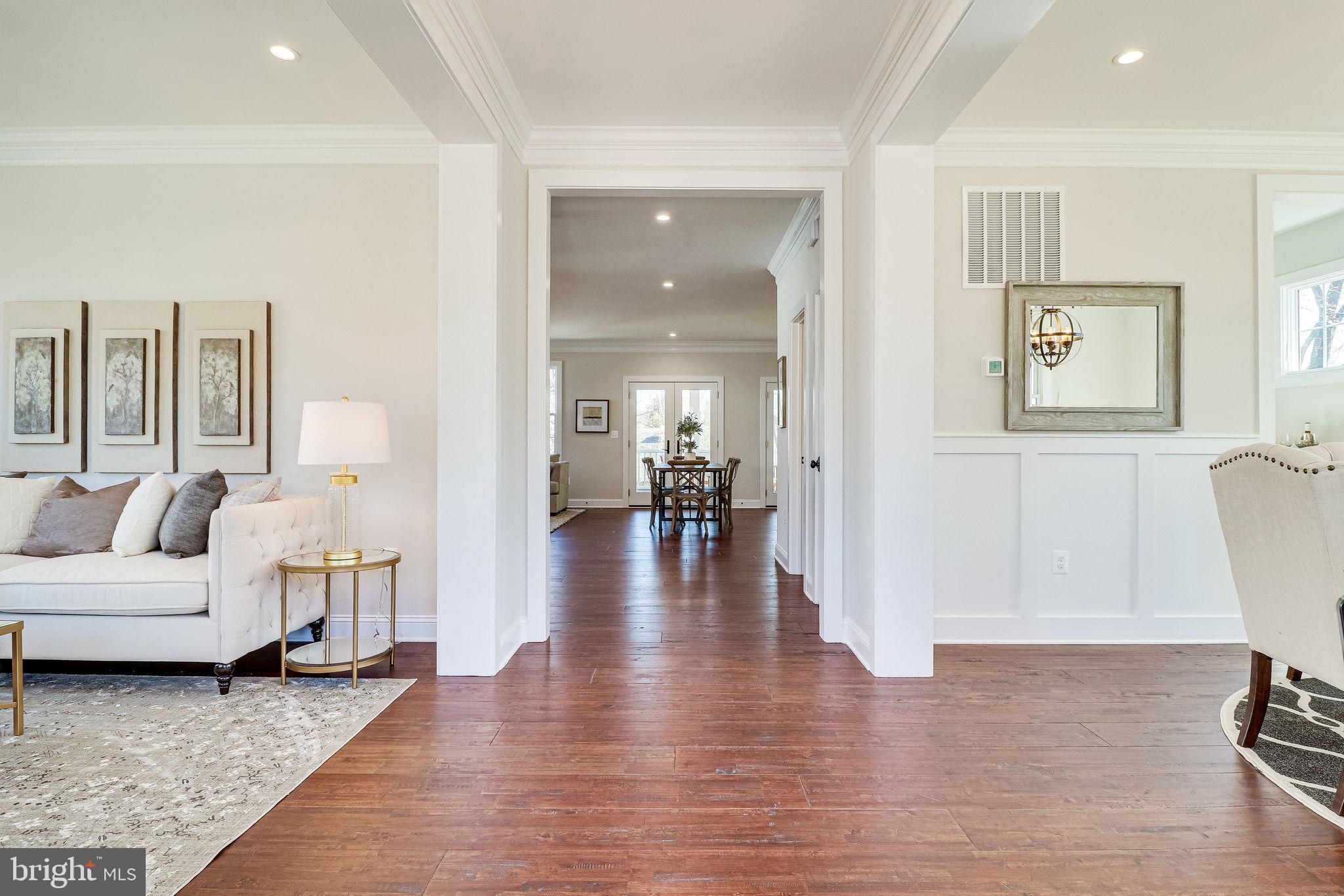 BROYHILL HEIGHTS - Residential