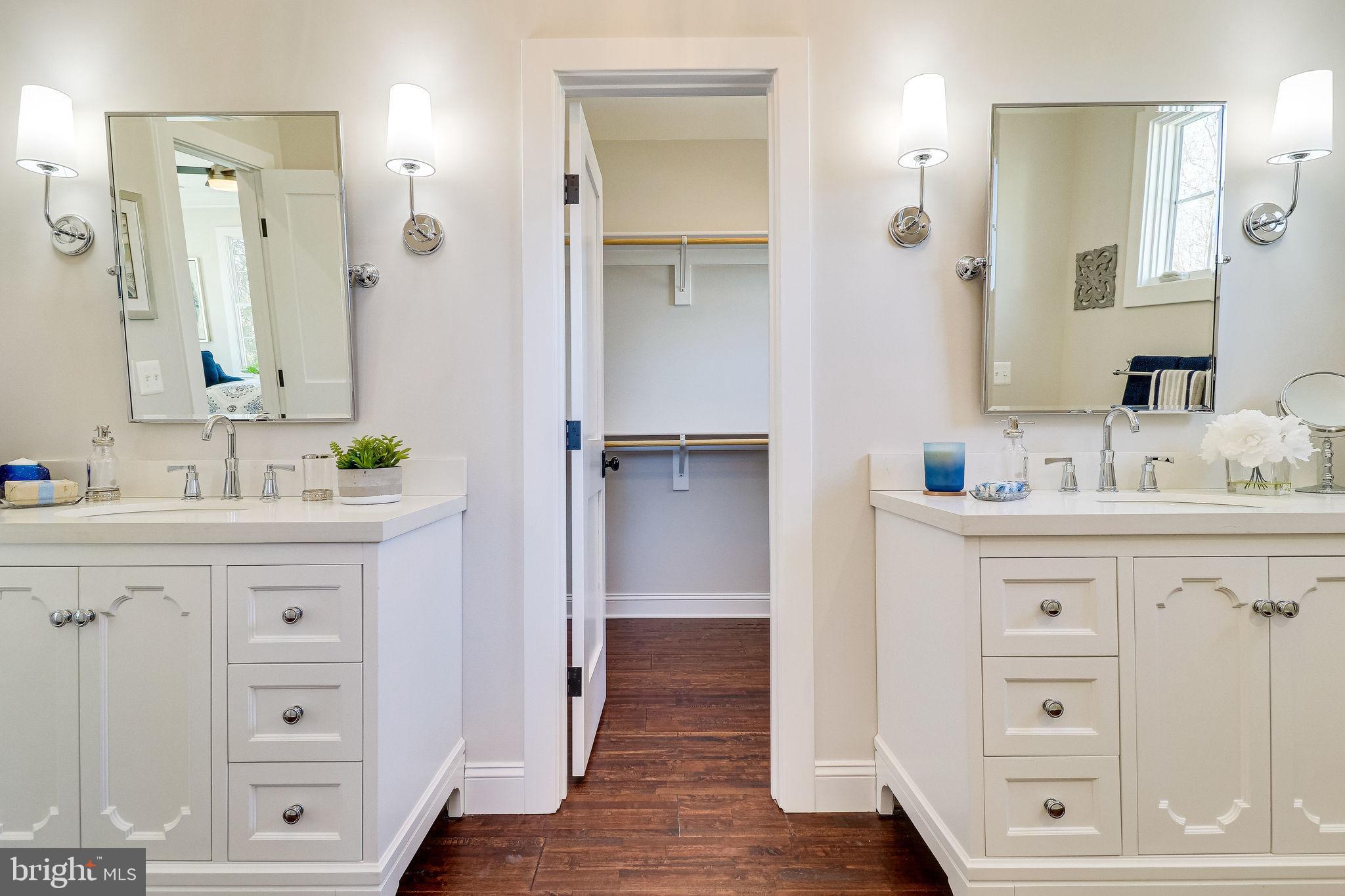 BROYHILL HEIGHTS - Residential