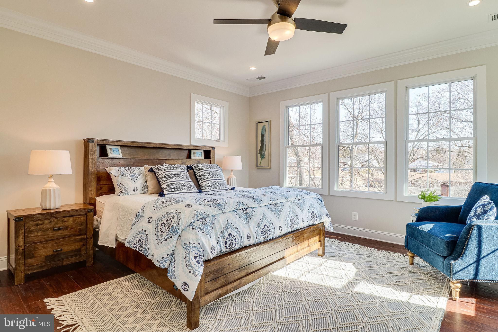 BROYHILL HEIGHTS - Residential