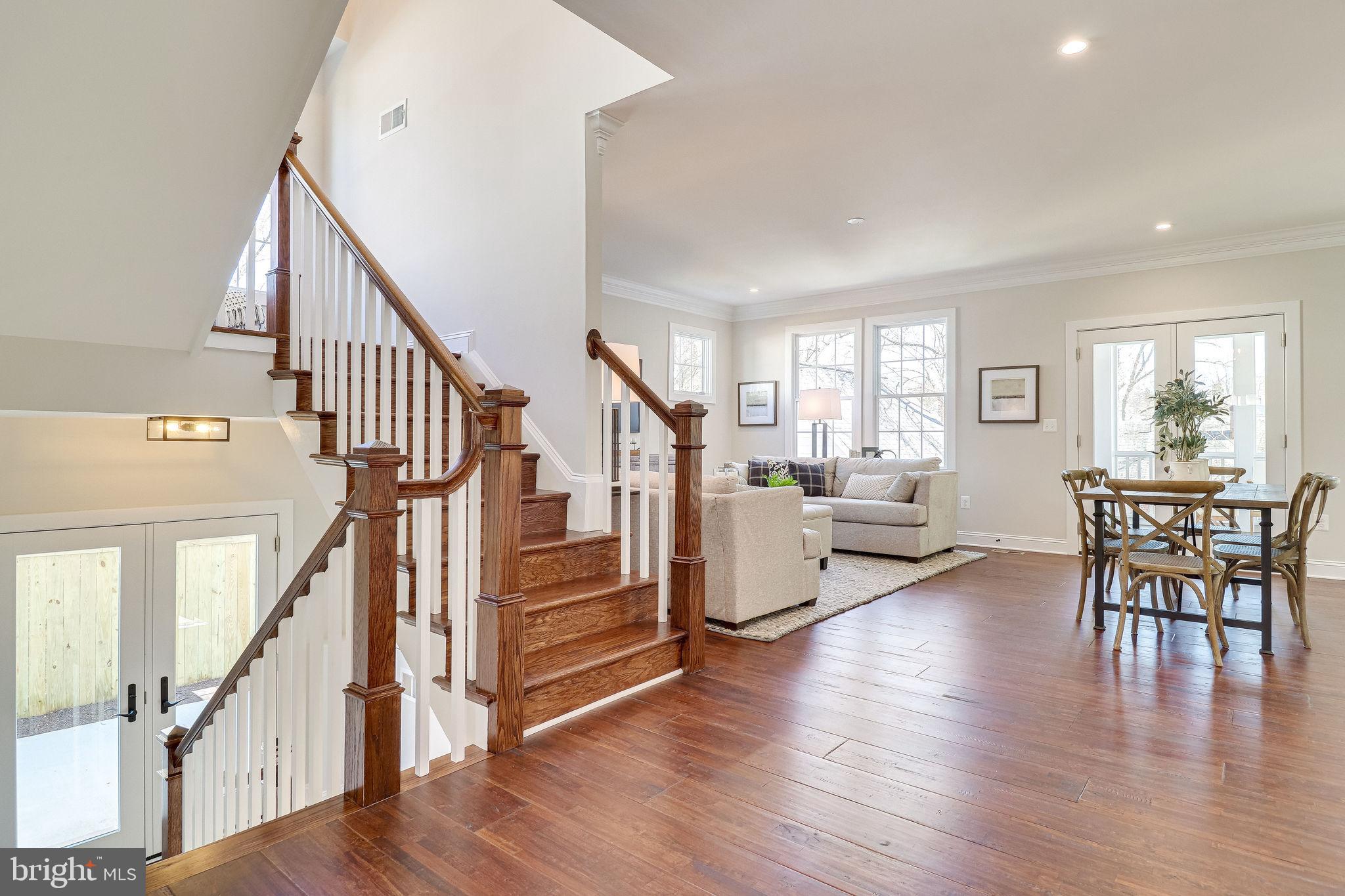 BROYHILL HEIGHTS - Residential