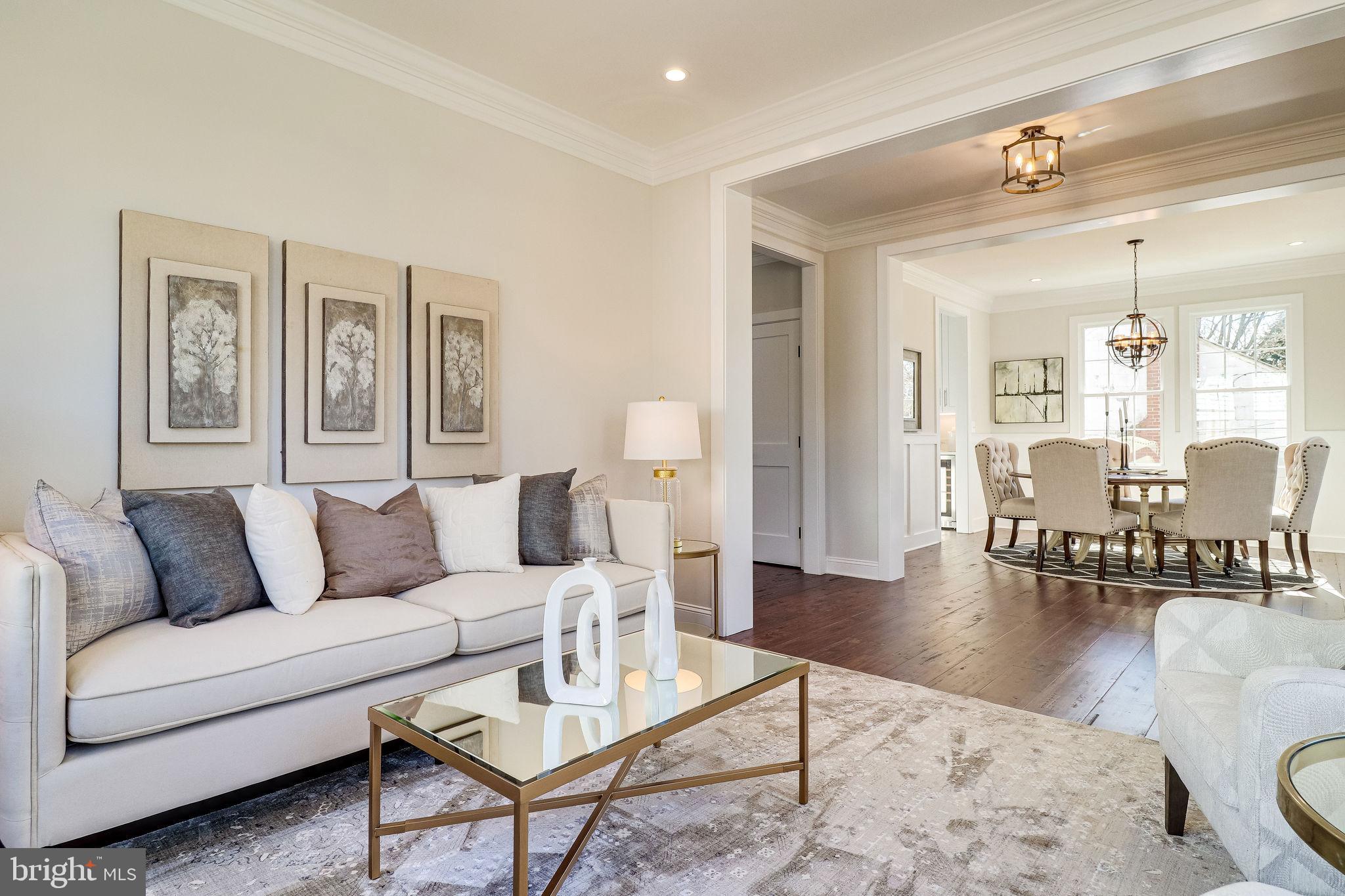 BROYHILL HEIGHTS - Residential