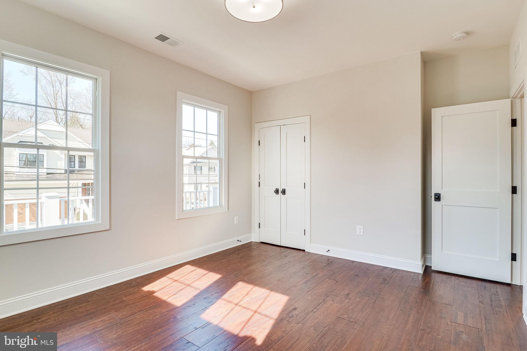 BROYHILL HEIGHTS - Residential