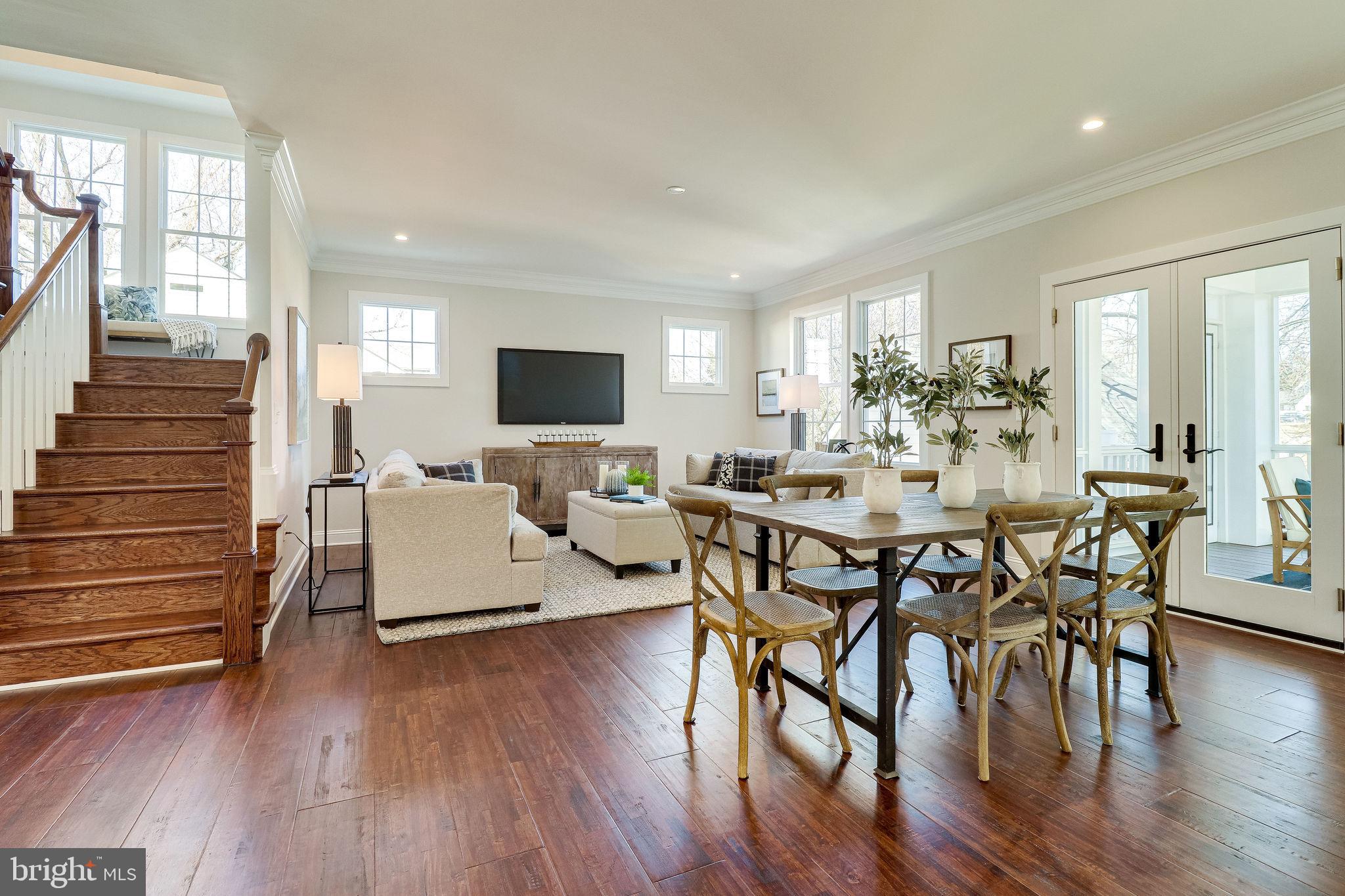 BROYHILL HEIGHTS - Residential