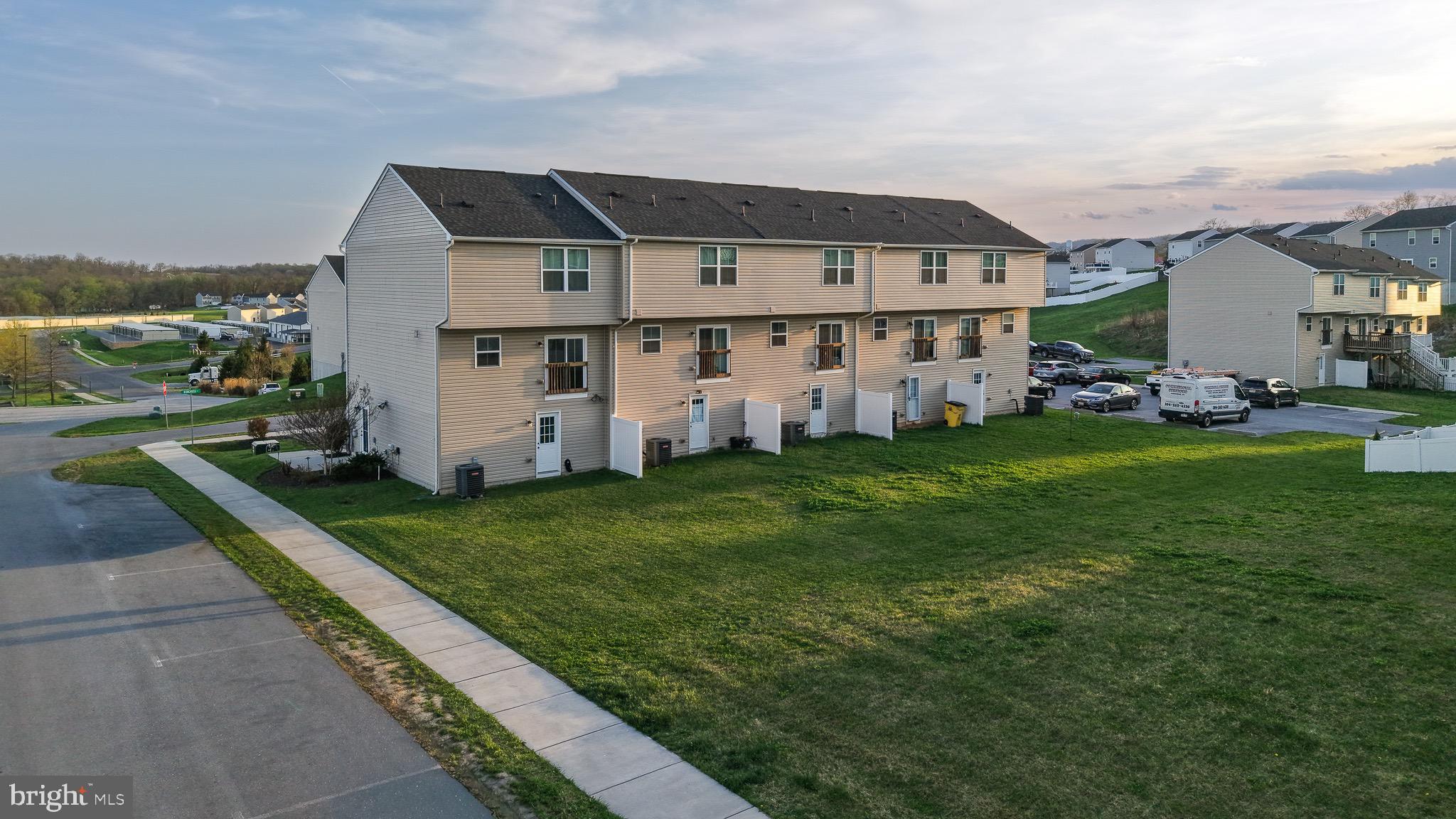 STONECREST - Residential