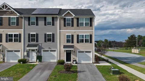 10 NORCROSS COURT MARTINSBURG WV 25403