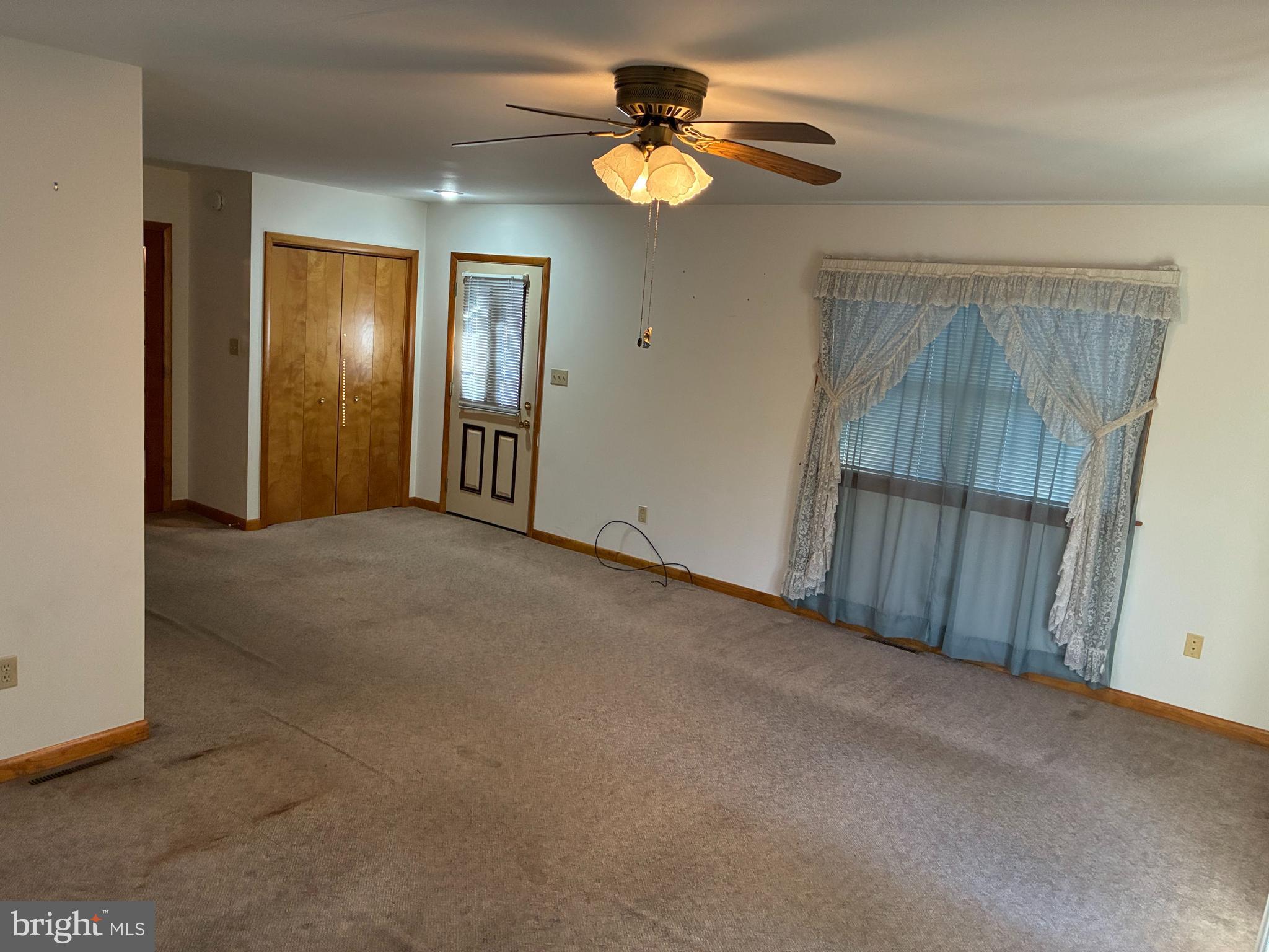 EAST PENNSBORO - Residential