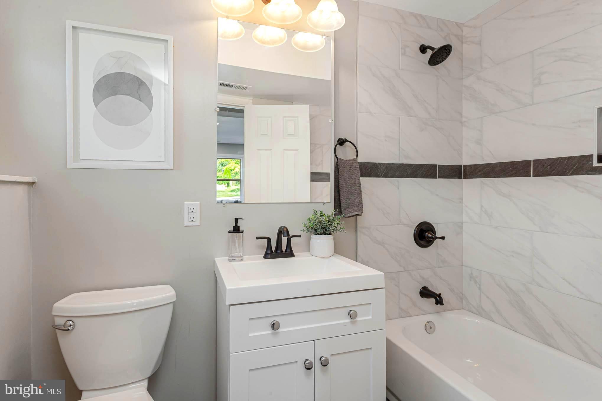 GLENSIDE PARK - Residential