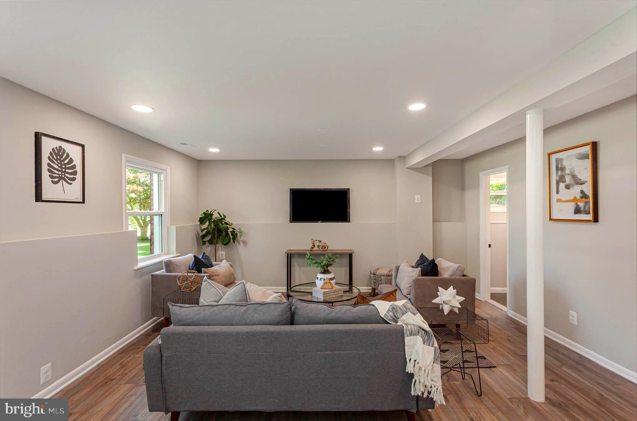 GLENSIDE PARK - Residential