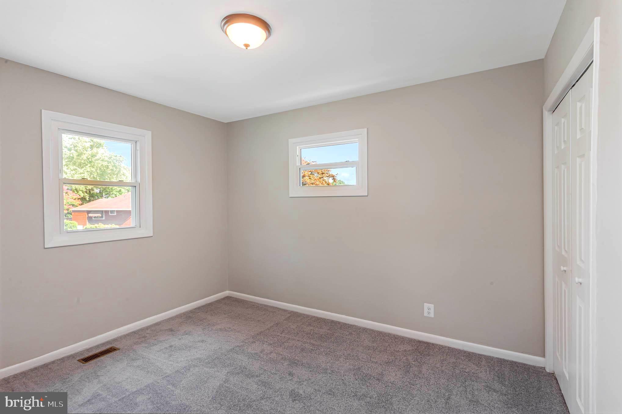 GLENSIDE PARK - Residential