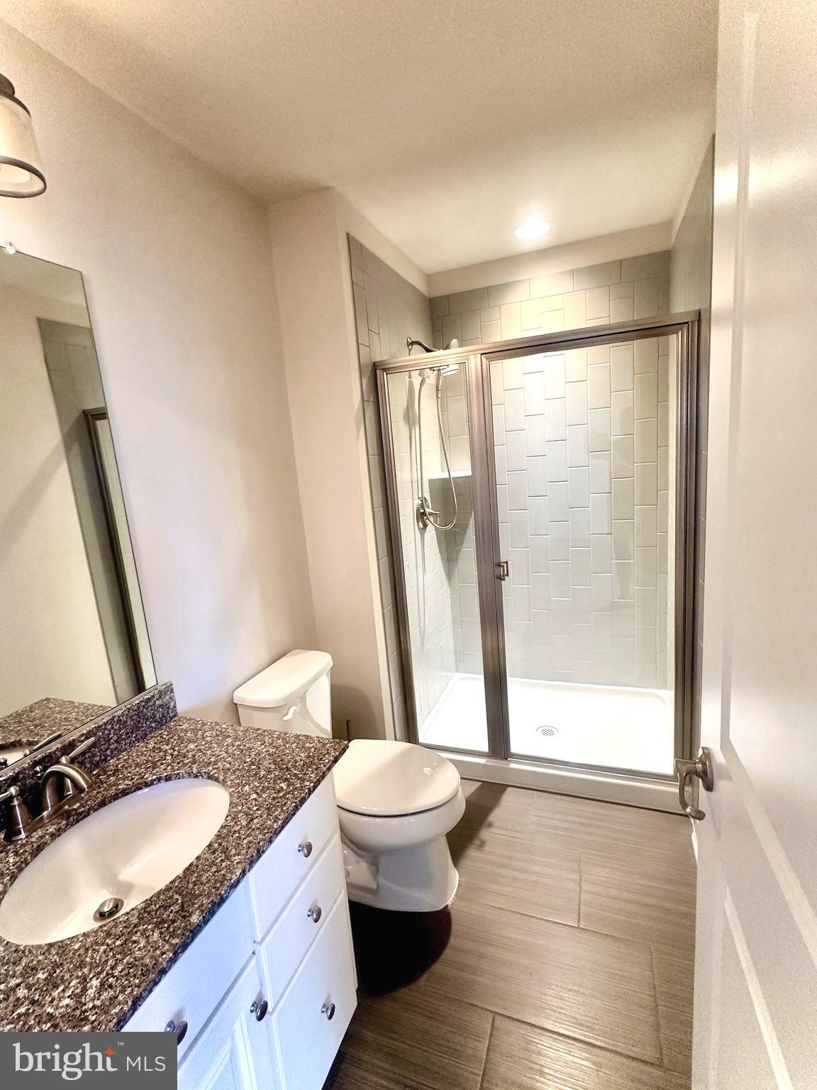 ONE LOUDOUN - Residential Lease