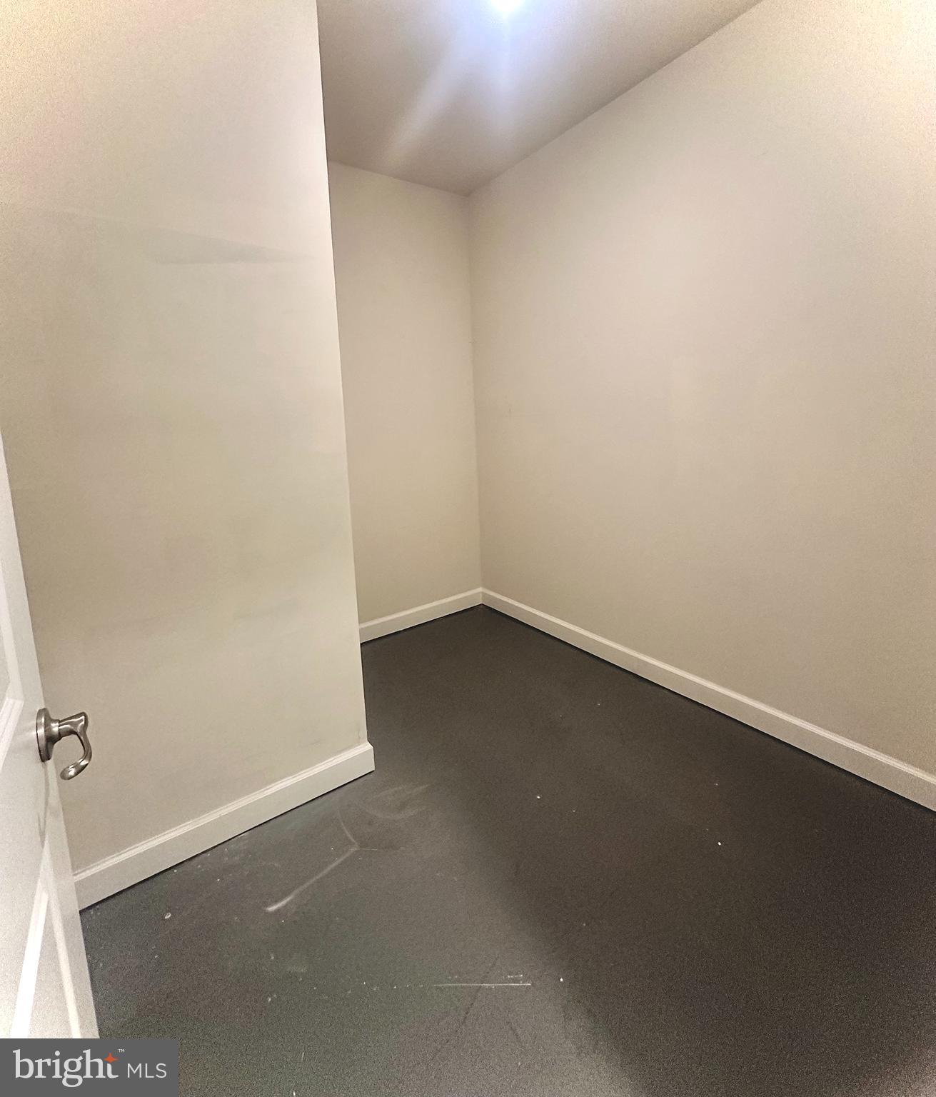 ONE LOUDOUN - Residential Lease