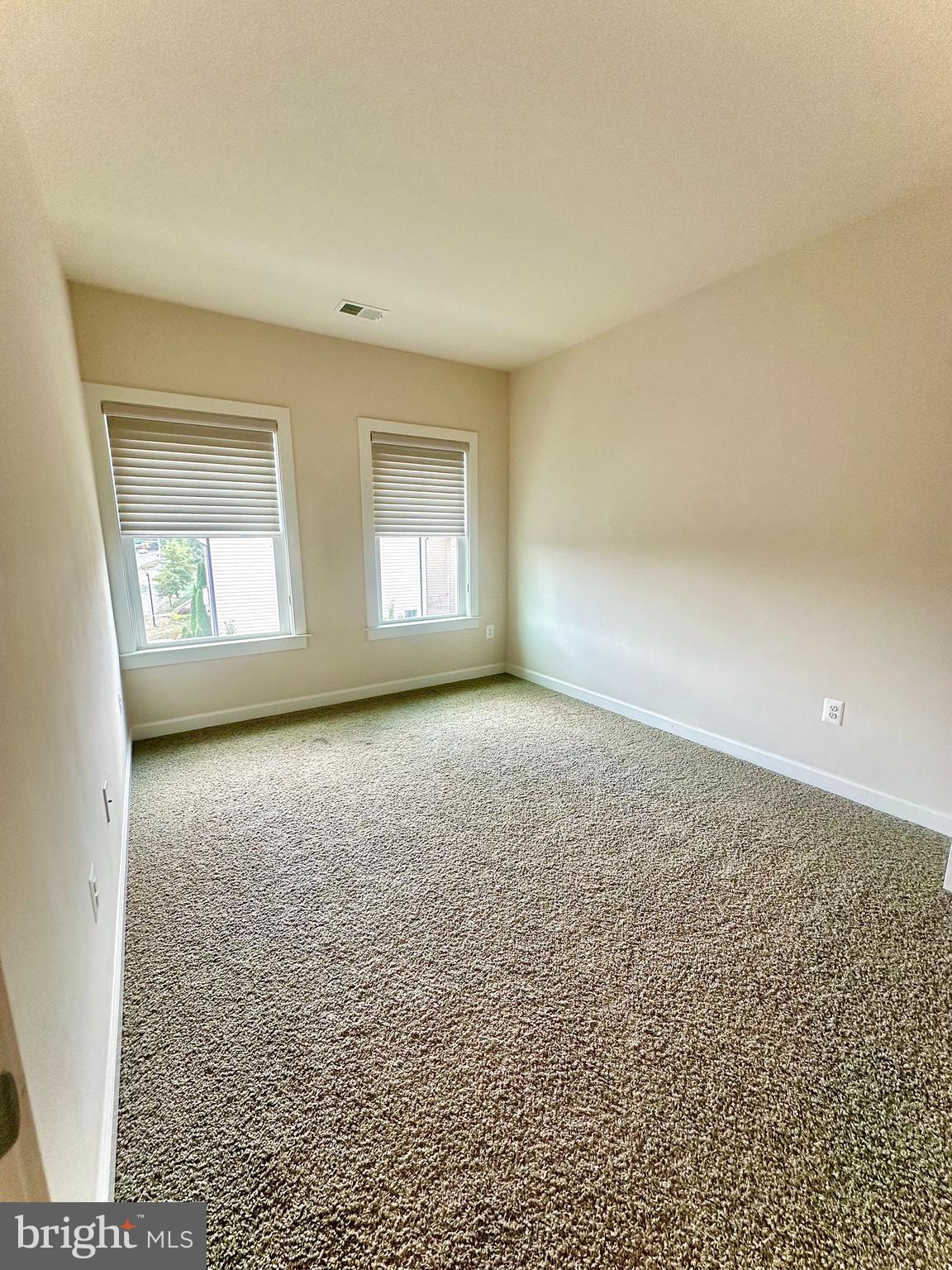 ONE LOUDOUN - Residential Lease