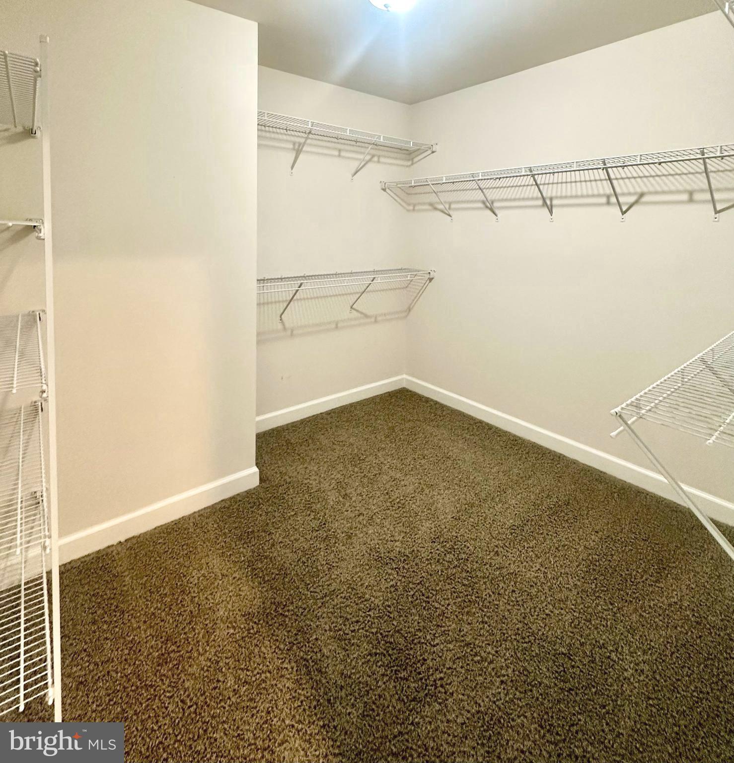 ONE LOUDOUN - Residential Lease