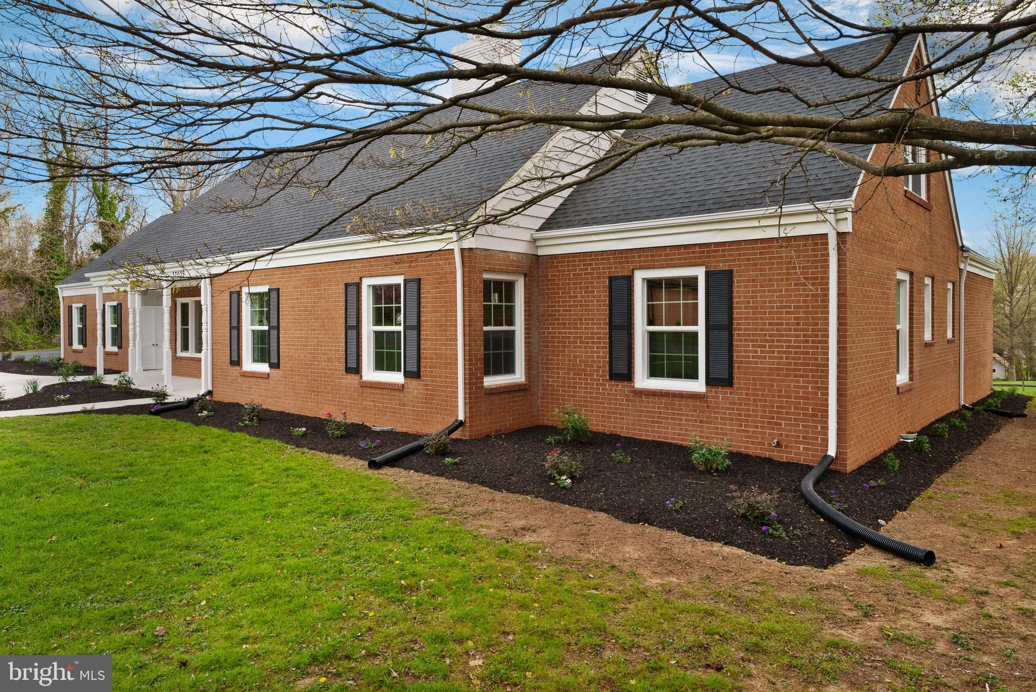 MOORCONES - Residential