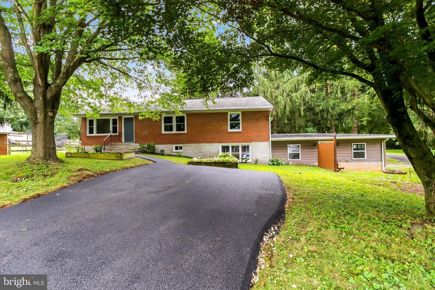 Beautifully renovated from top-to-bottom this 4 bedroom and 3 full bath rancher. Featuring new kitchen with SS appliances and granite counter tops. New baths with masterful tile work. Fully finished basement with over 1200sq feet, with full bath and a bedroom. Recess lighting throughout. Two fireplaces. New washer and dryer. New HVAC/Furnace. New windows throughout and two car garage. New Driveway!!! Must see!!!