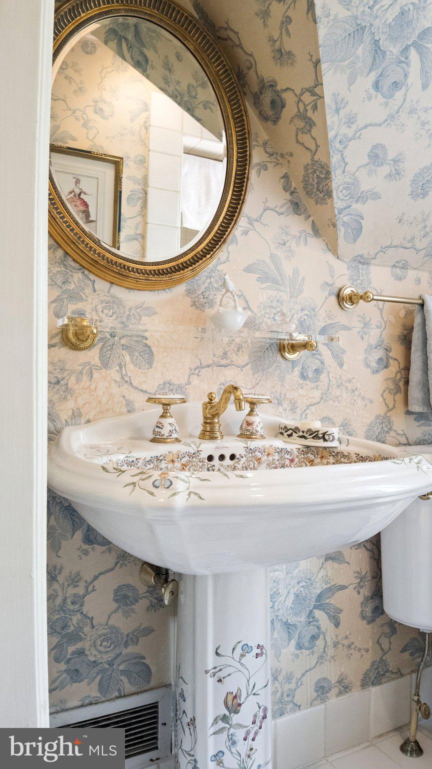 BRYN MAWR - Residential