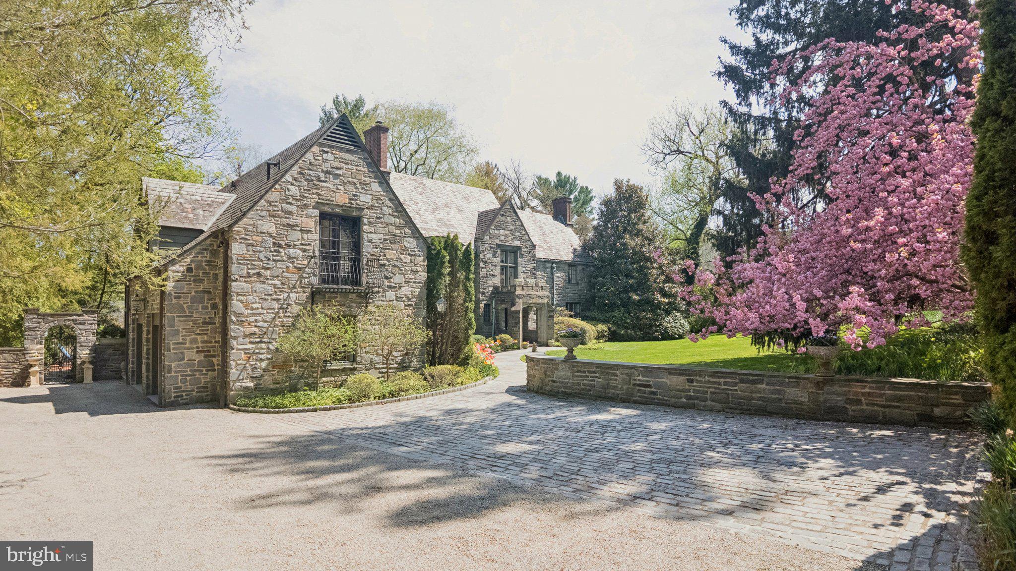 BRYN MAWR - Residential