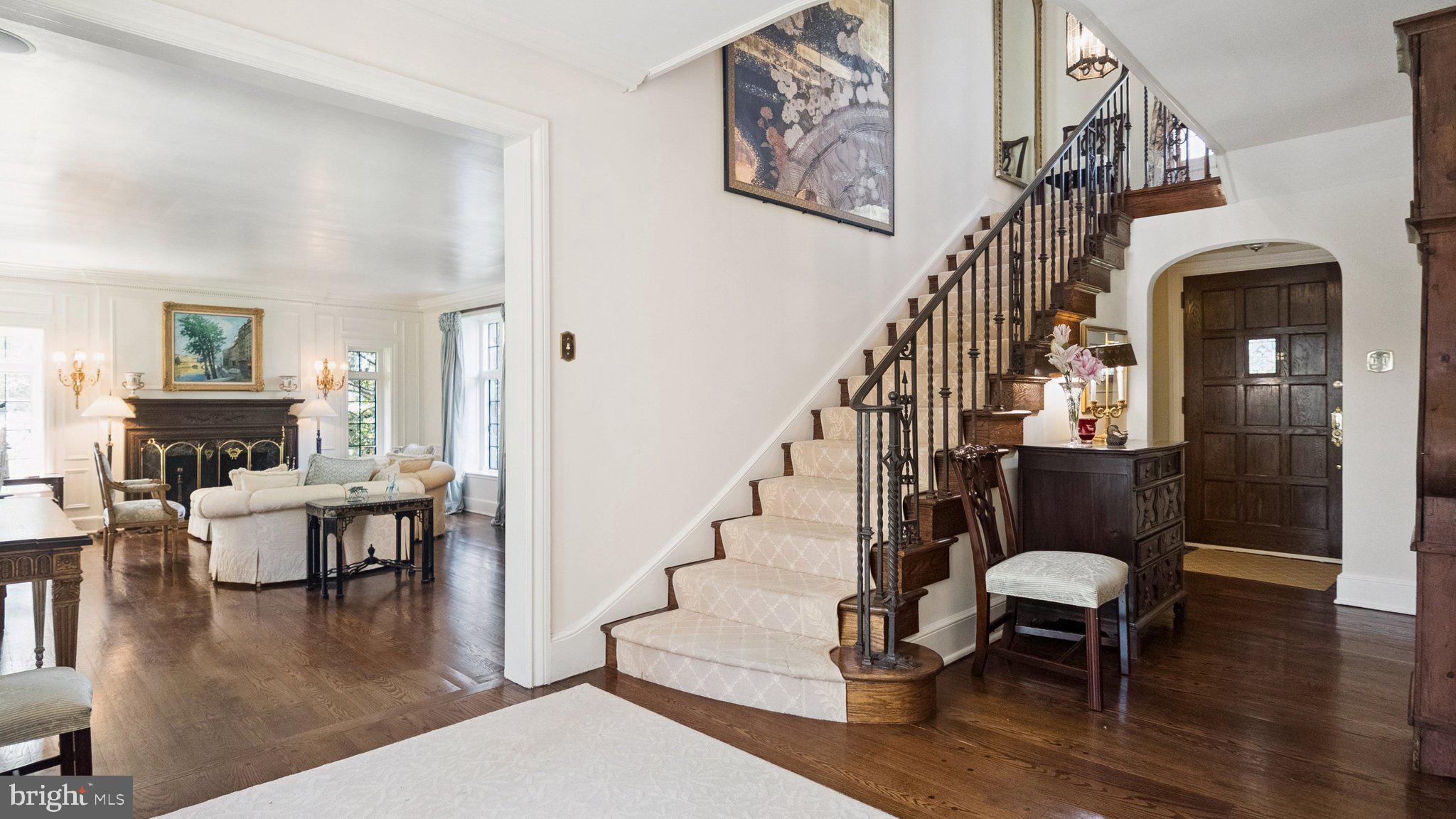 BRYN MAWR - Residential