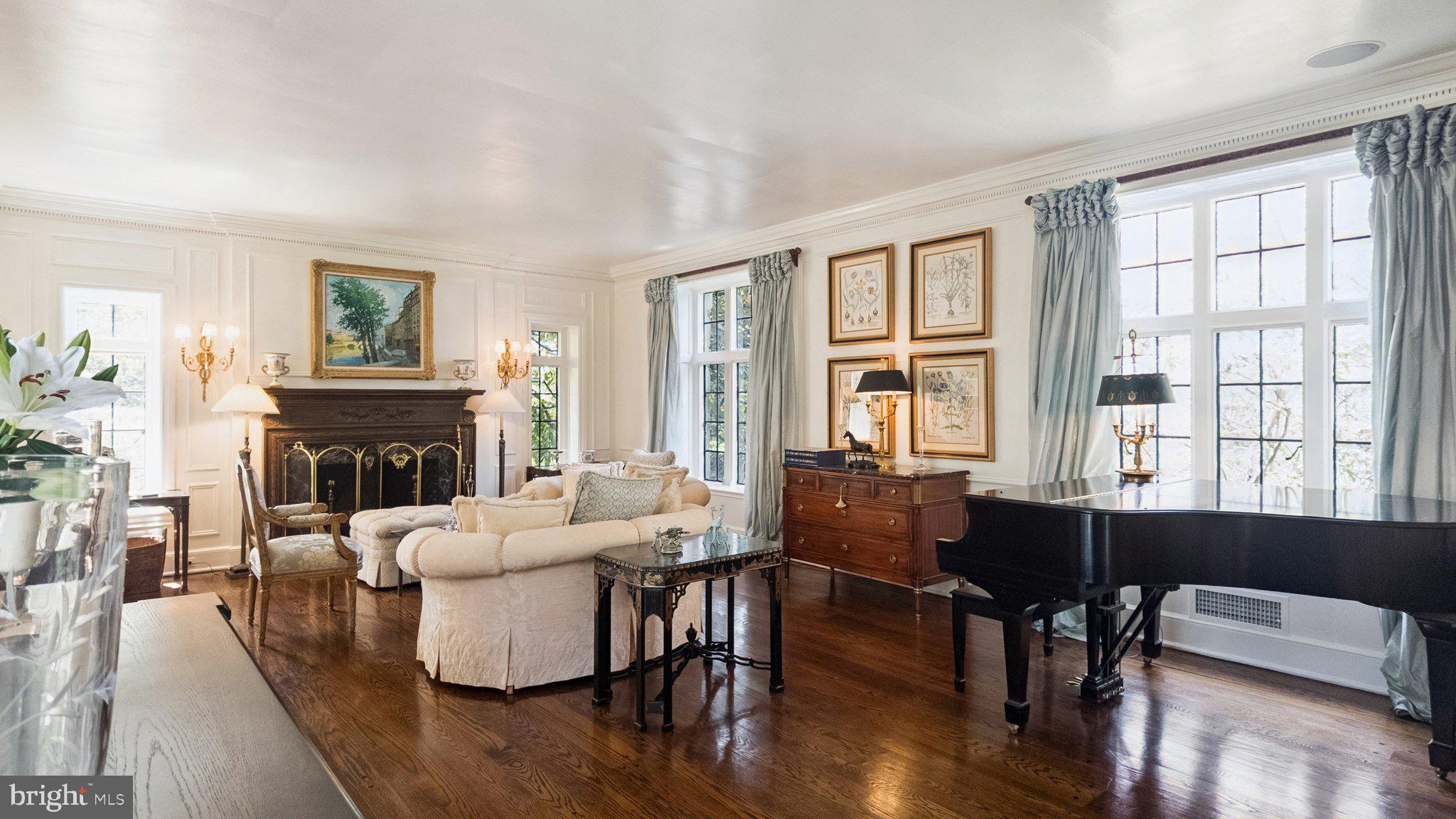 BRYN MAWR - Residential