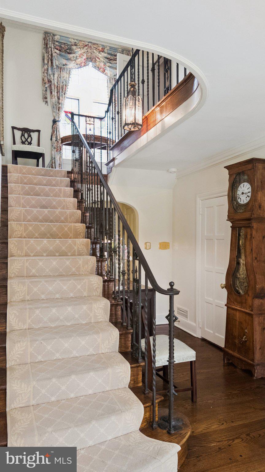 BRYN MAWR - Residential