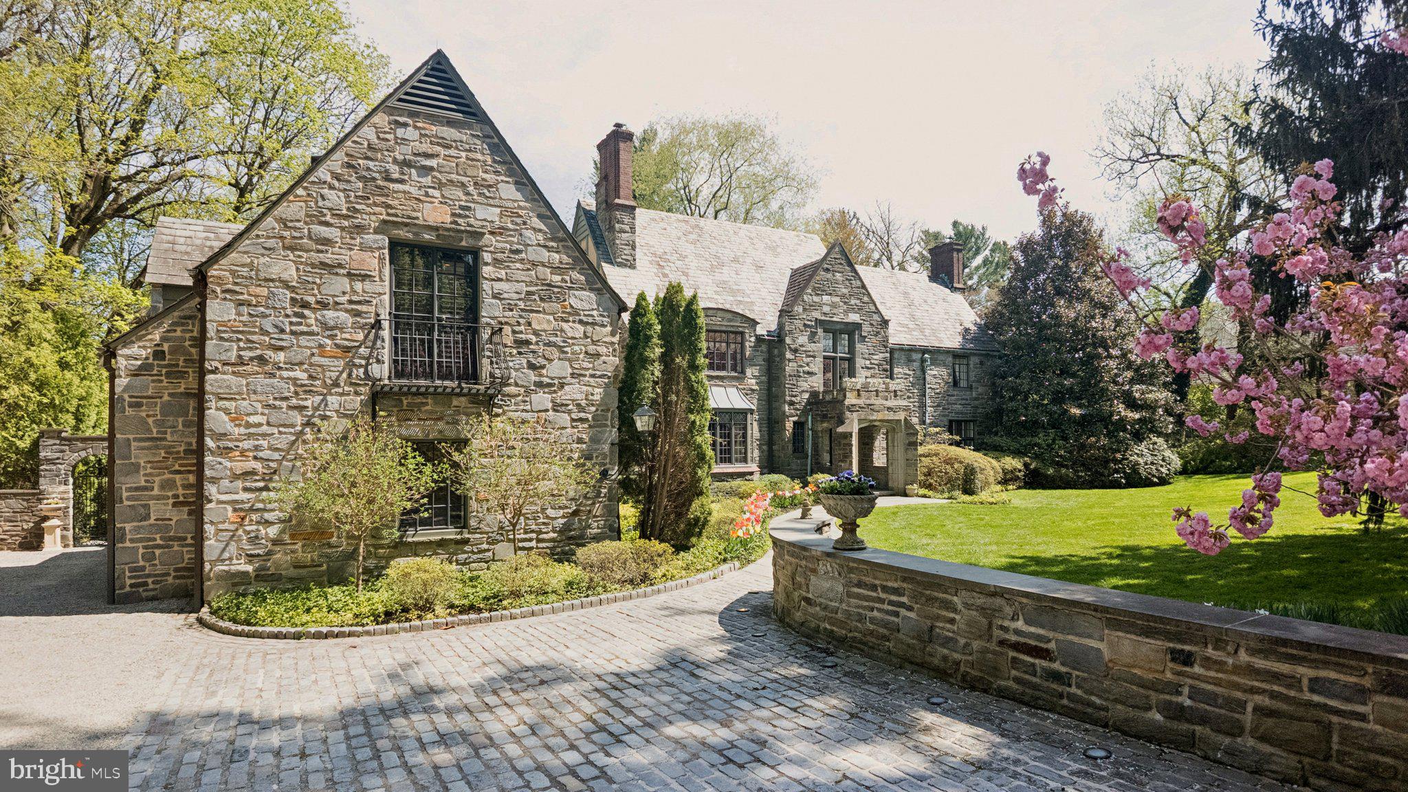 BRYN MAWR - Residential