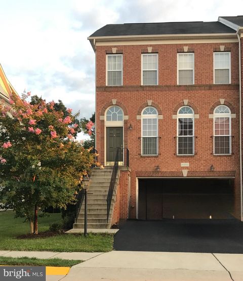 Photo of 41989 Bushclover Terrace, ALDIE, VA 20105 (MLS # VALO2123906)