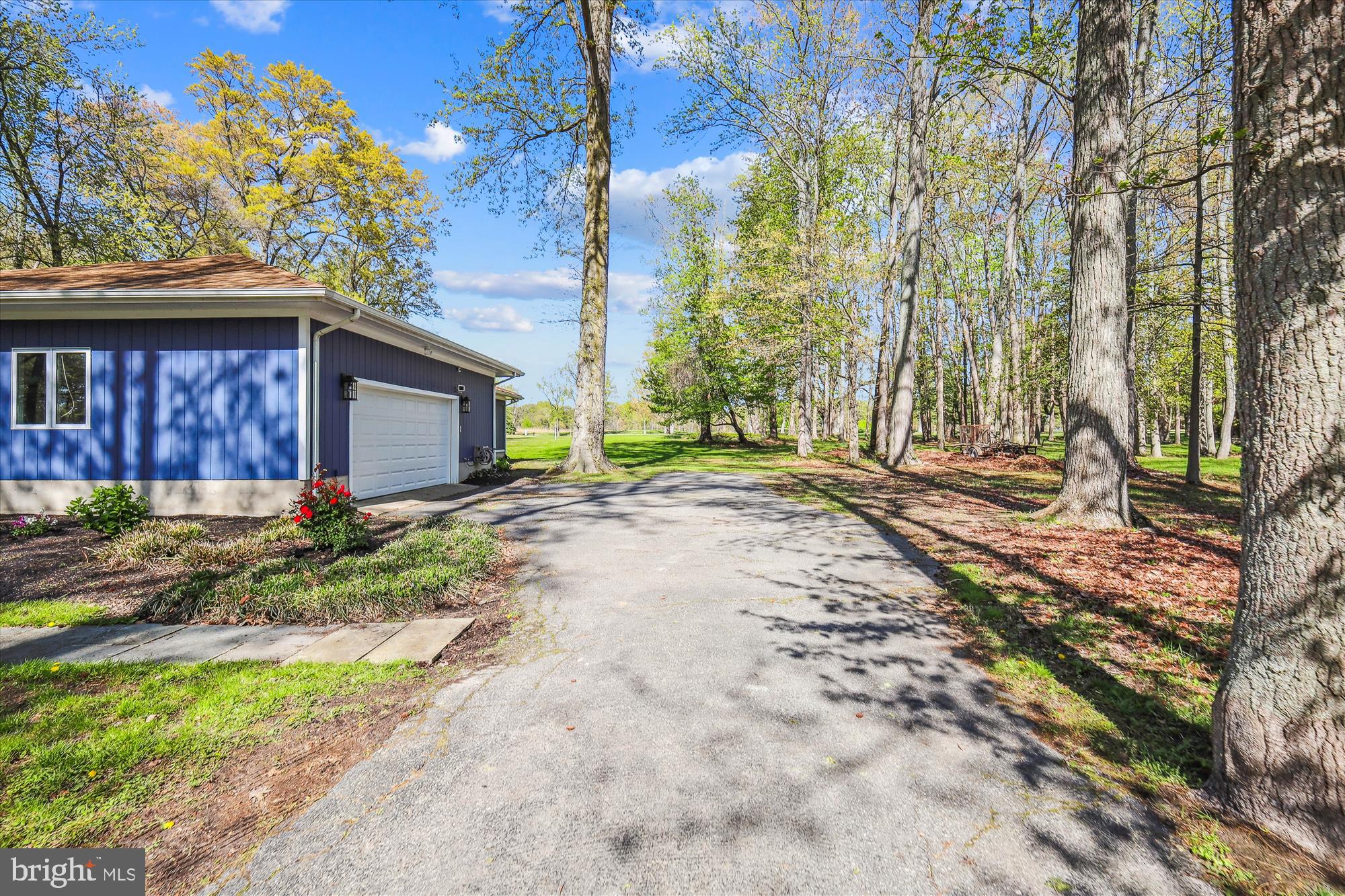 42 PROSPECT BAY DRIVE W