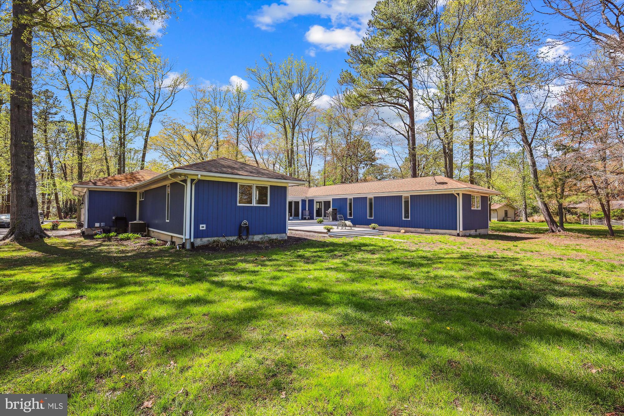 42 PROSPECT BAY DRIVE W