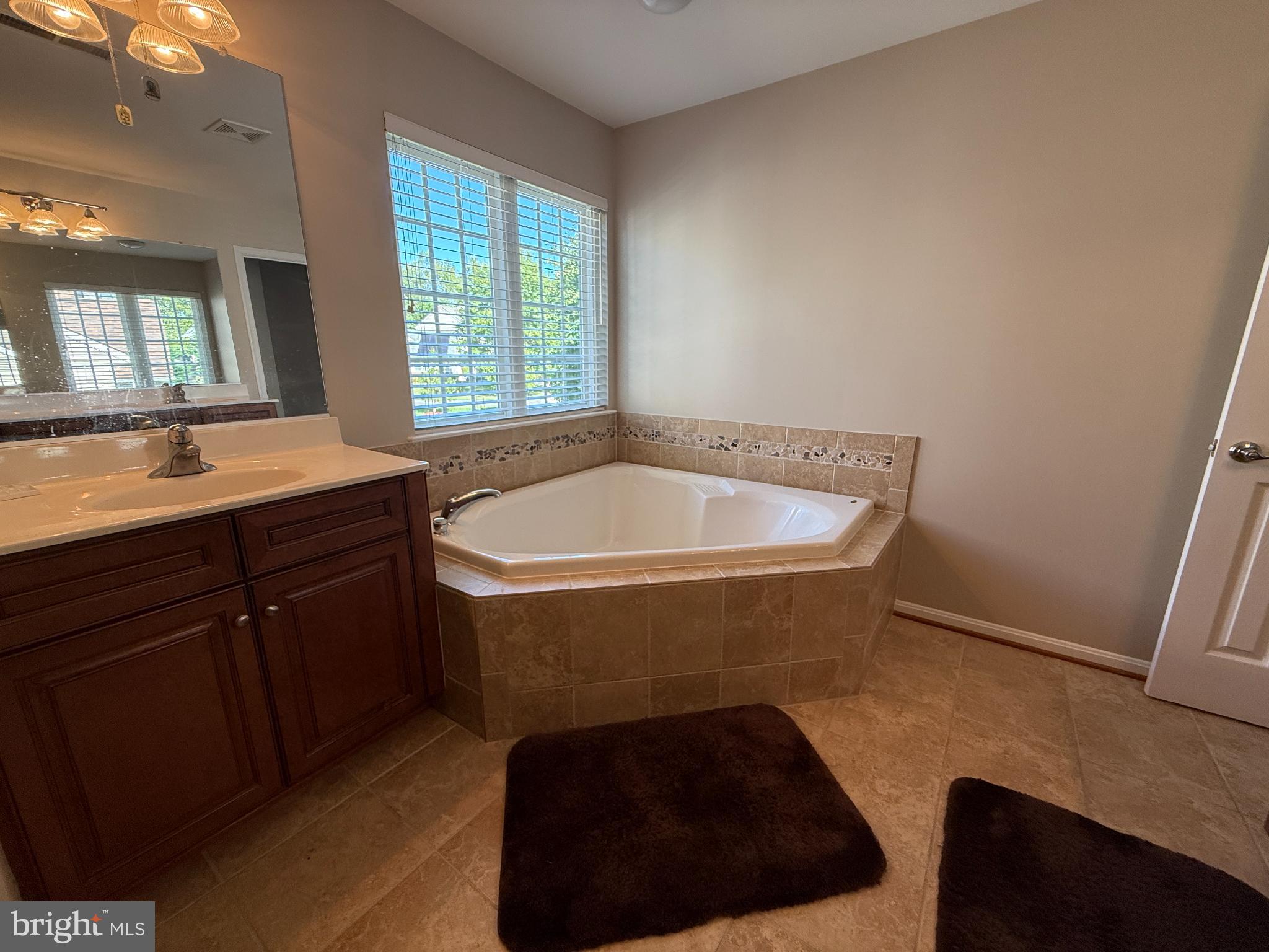 POTOMAC CREST - Residential