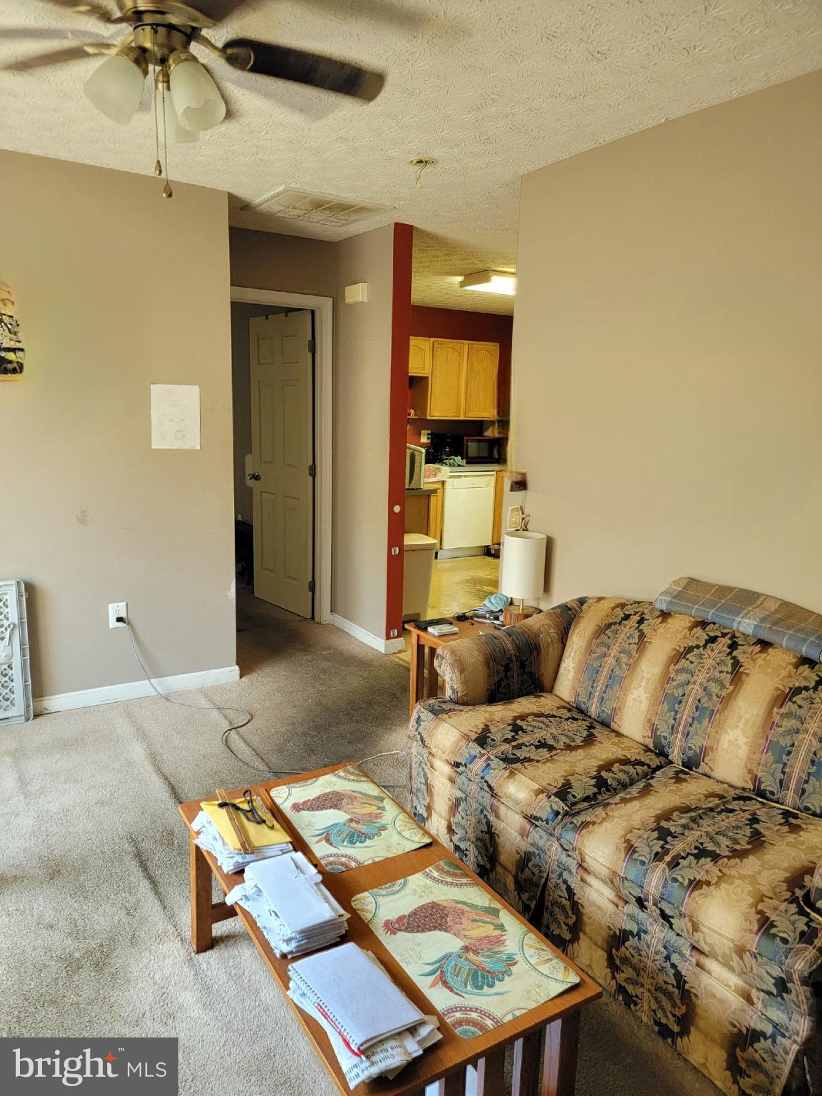 LONGVIEW BEACH CLUB - Residential