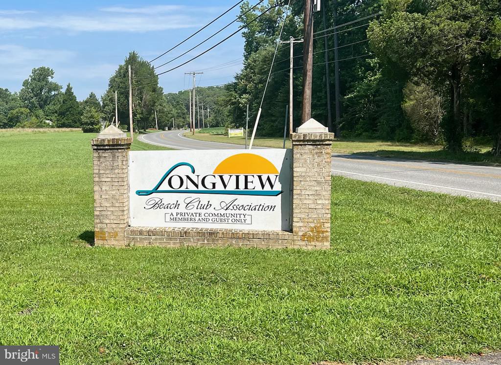 LONGVIEW BEACH CLUB - Residential