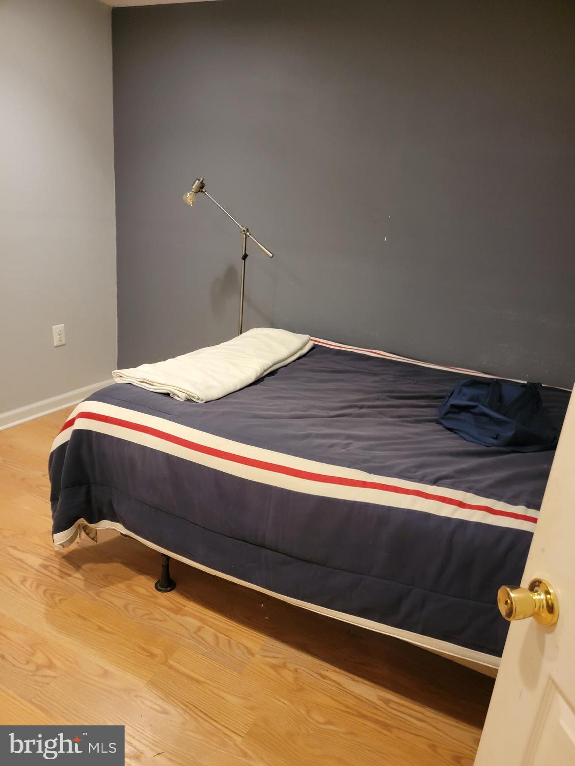 LONGVIEW BEACH CLUB - Residential