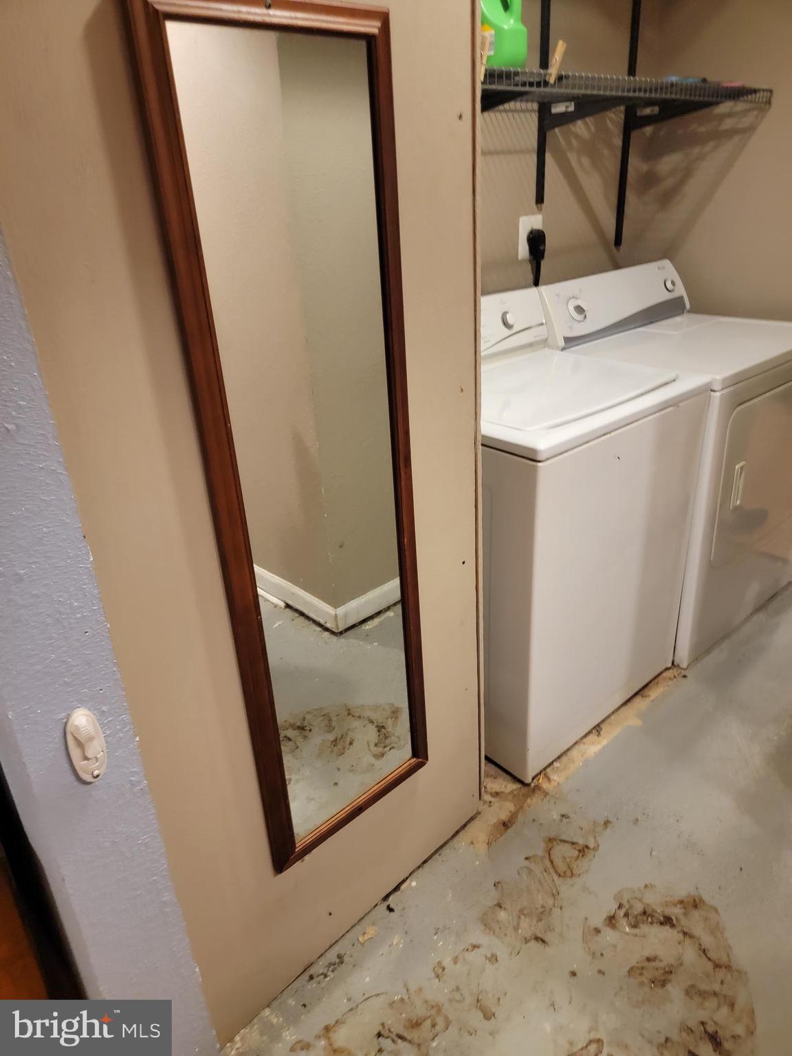 LONGVIEW BEACH CLUB - Residential