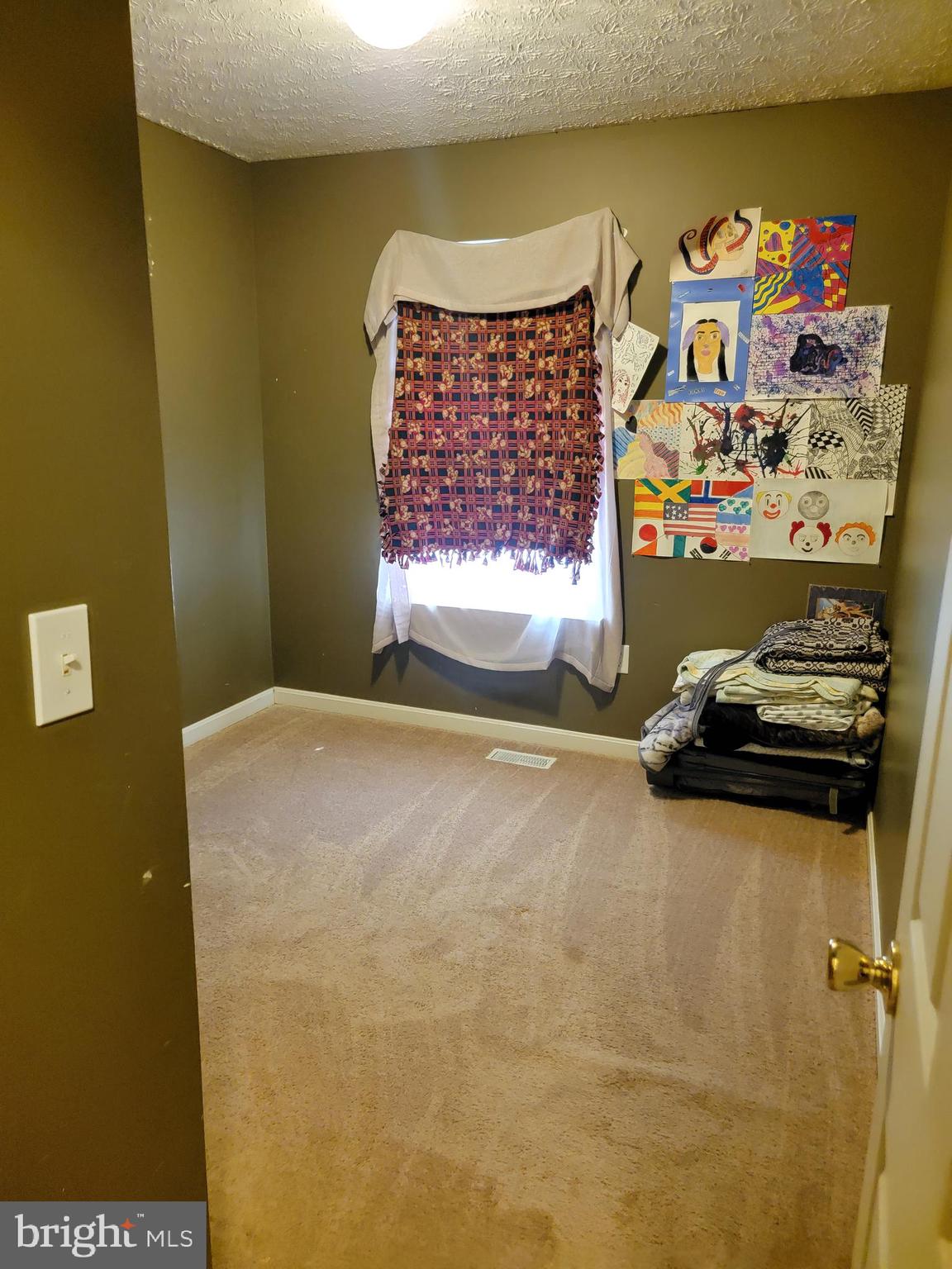 LONGVIEW BEACH CLUB - Residential