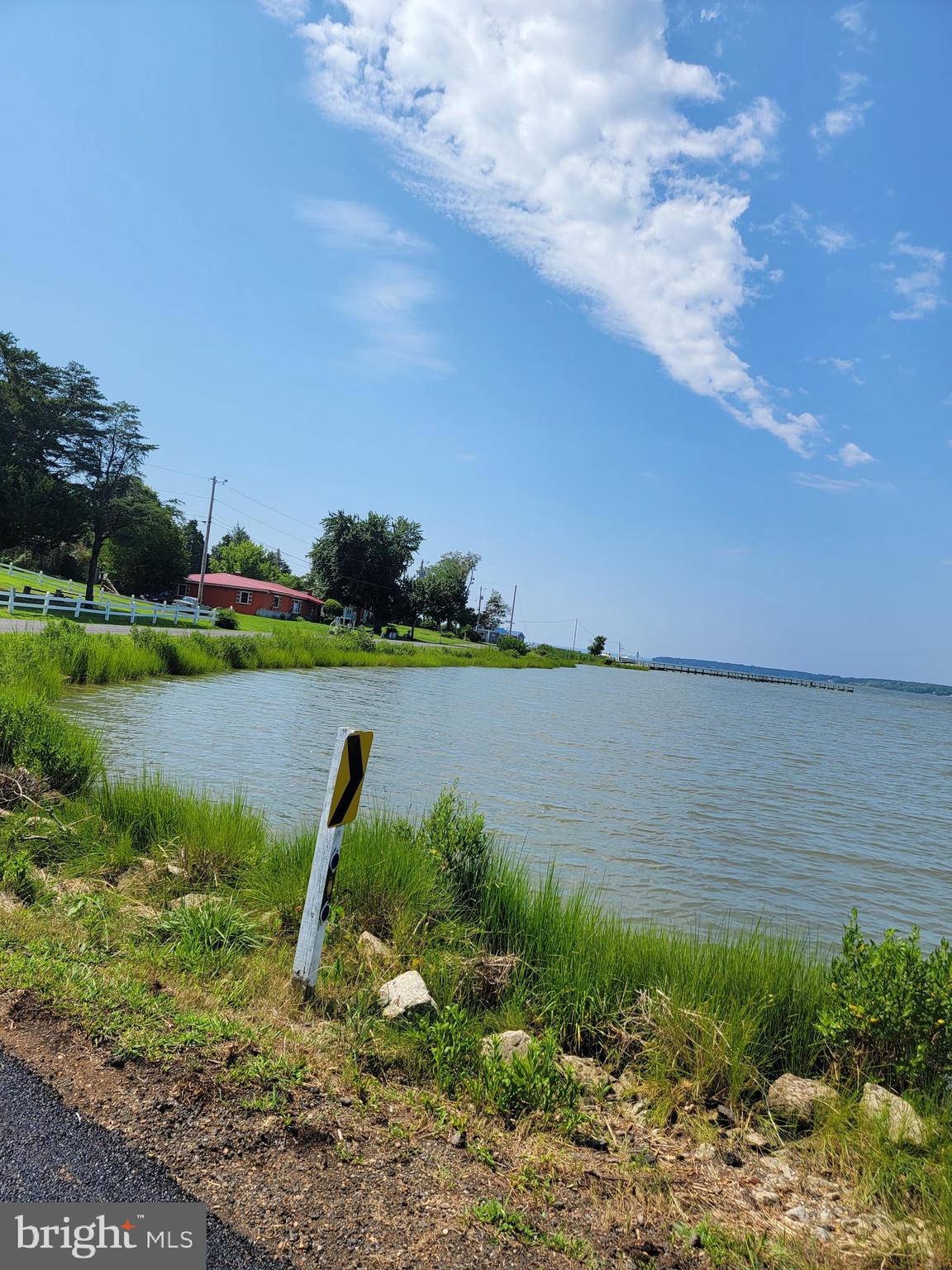 LONGVIEW BEACH CLUB - Residential