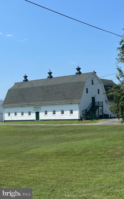 LONGVIEW BEACH CLUB - Residential