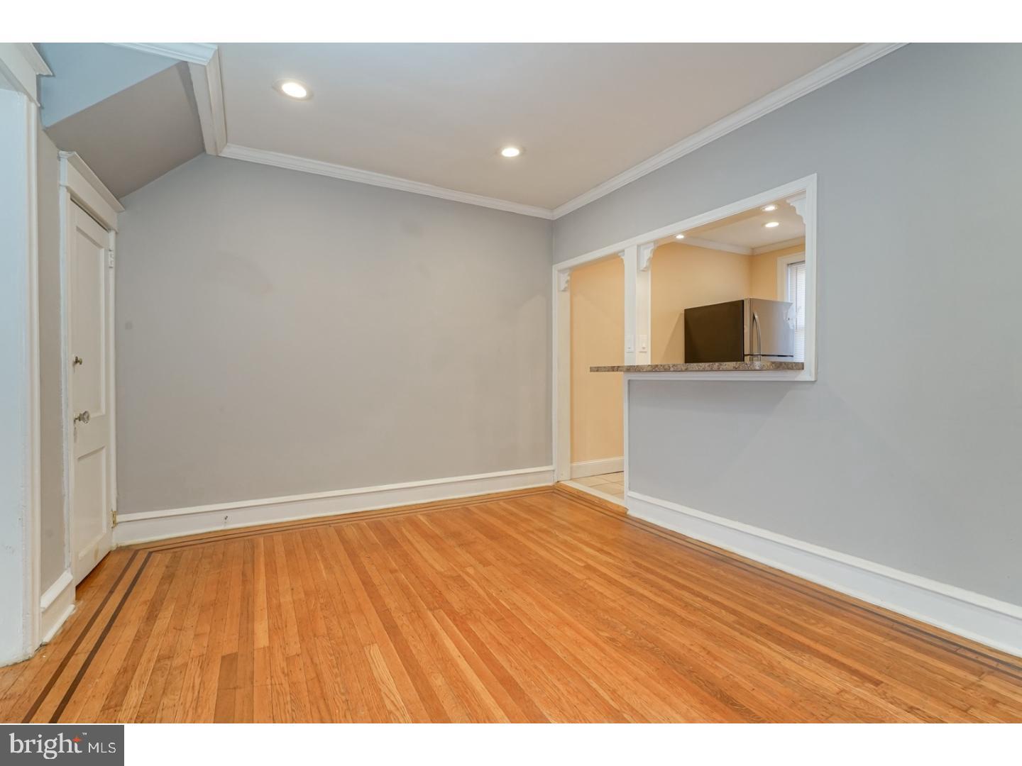 WEST OAK LANE - Residential