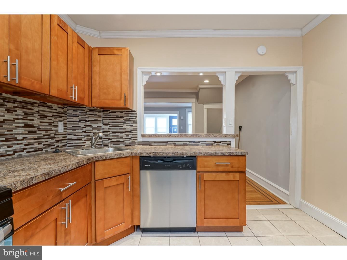 WEST OAK LANE - Residential