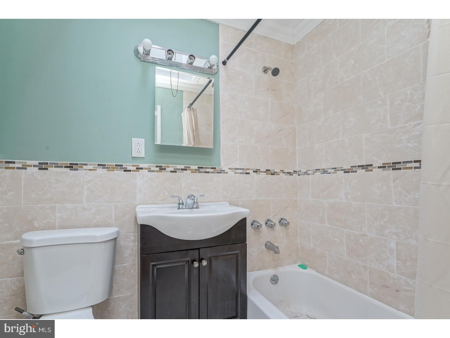 WEST OAK LANE - Residential