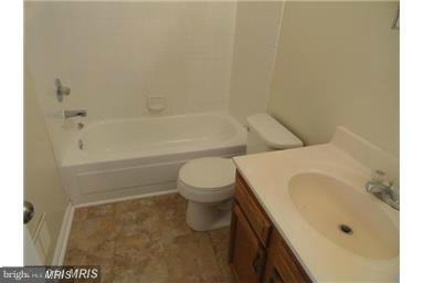 LOTTSFORD TOWNHOUSES - Residential Lease