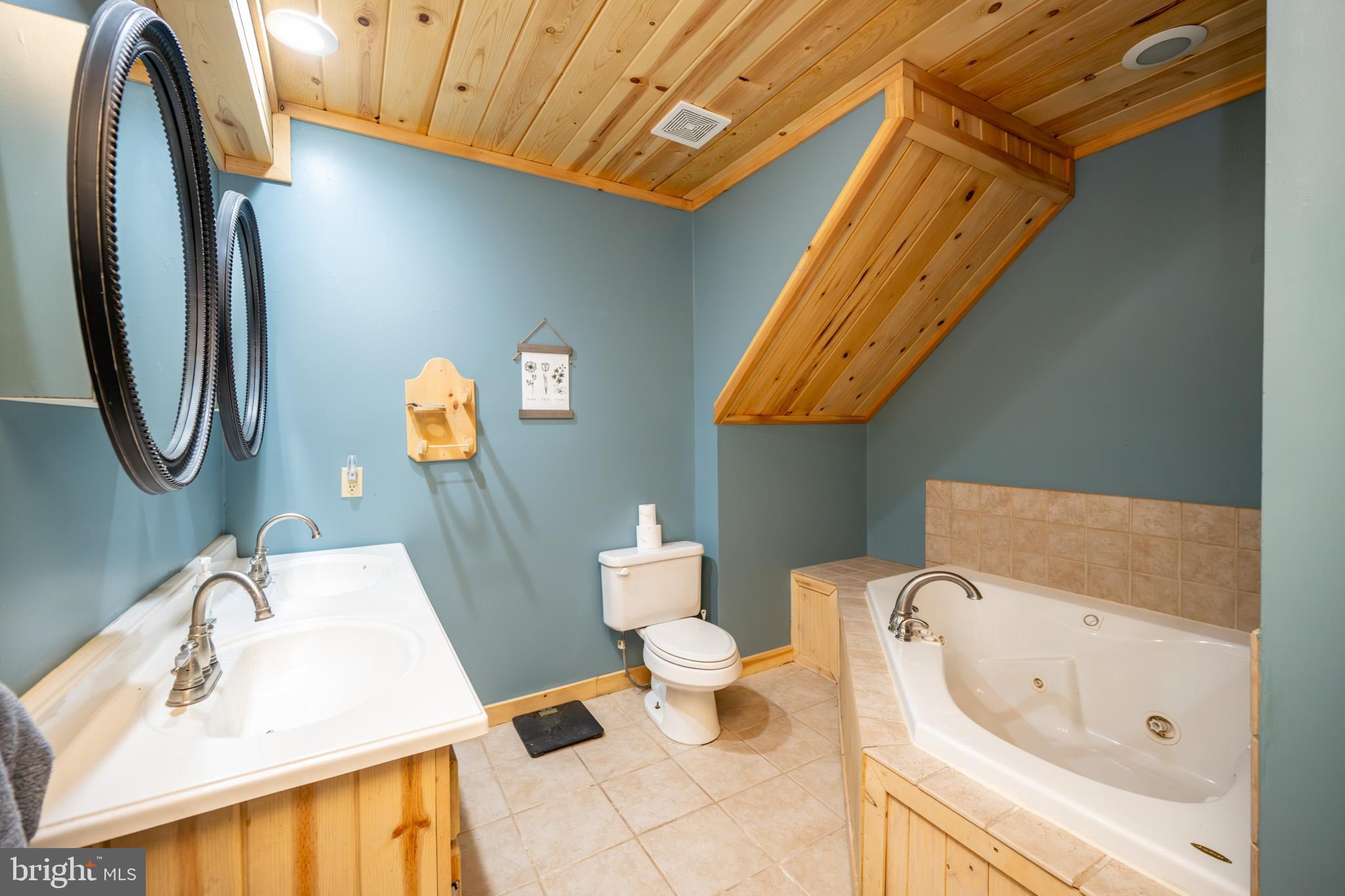 TIMBERS ON THE YOUGH - Residential